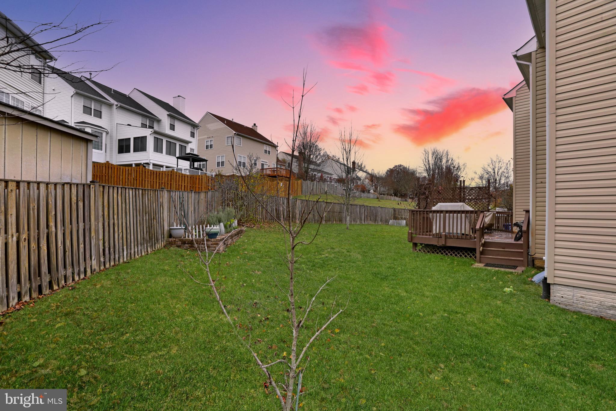 POTOMAC CROSSING - Residential