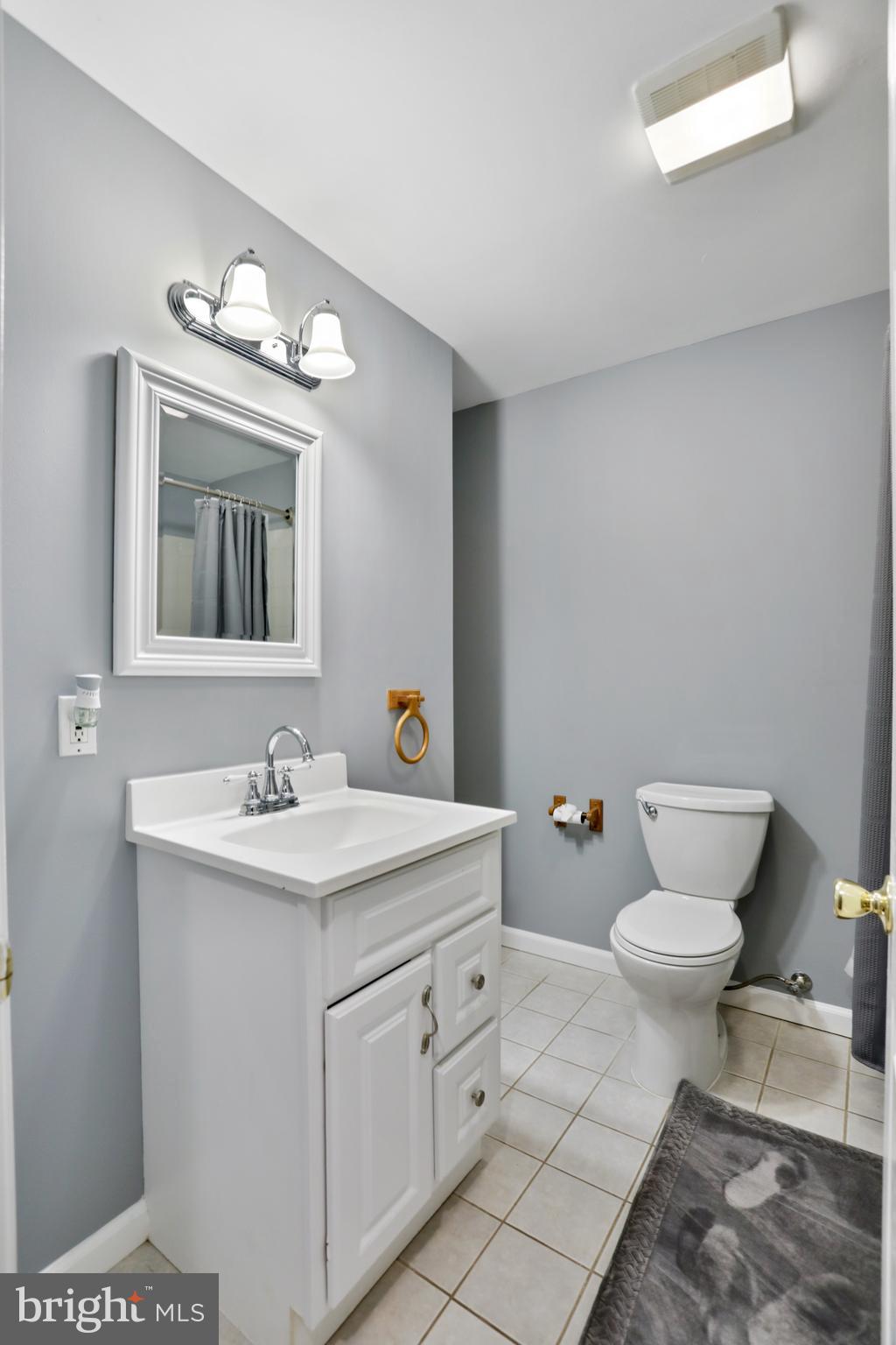 POTOMAC CROSSING - Residential