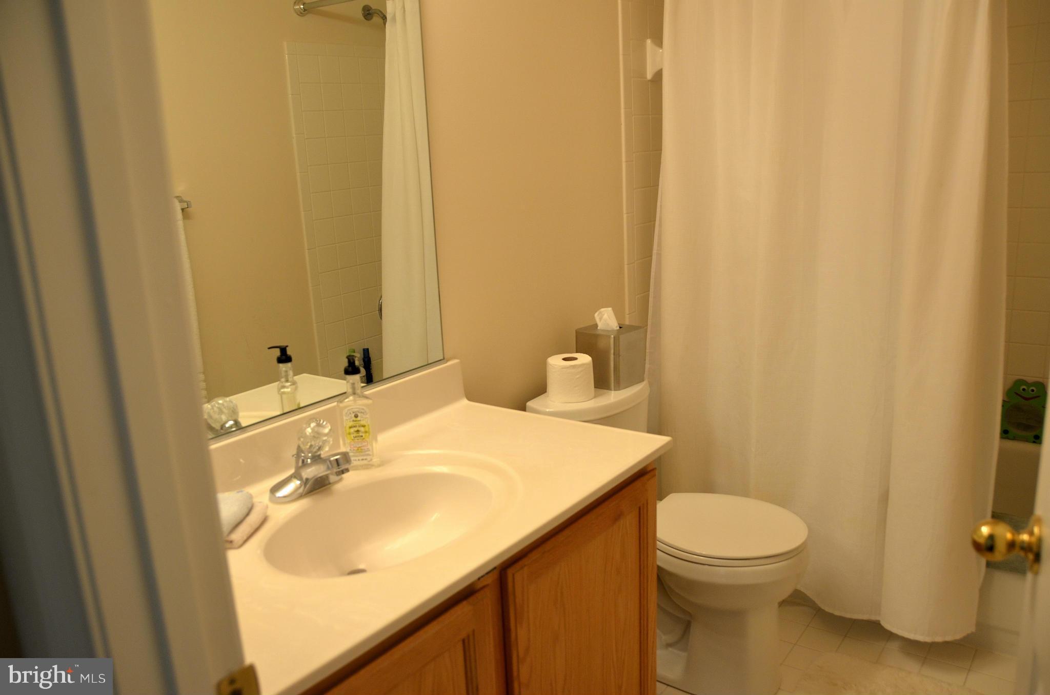 ROSSLARE - Residential Lease