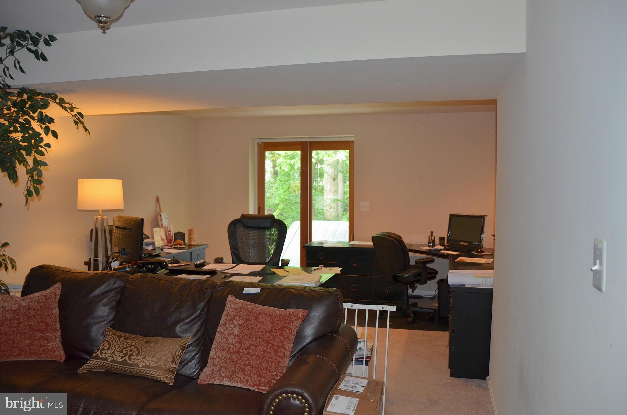 ROSSLARE - Residential Lease