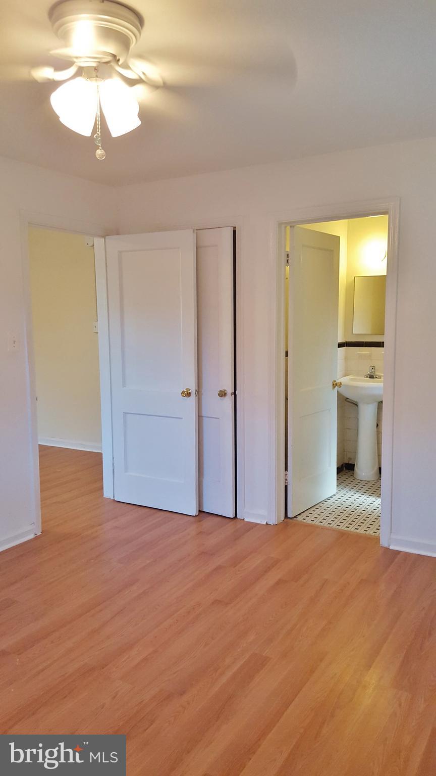 FOREST HILLS - Residential Lease