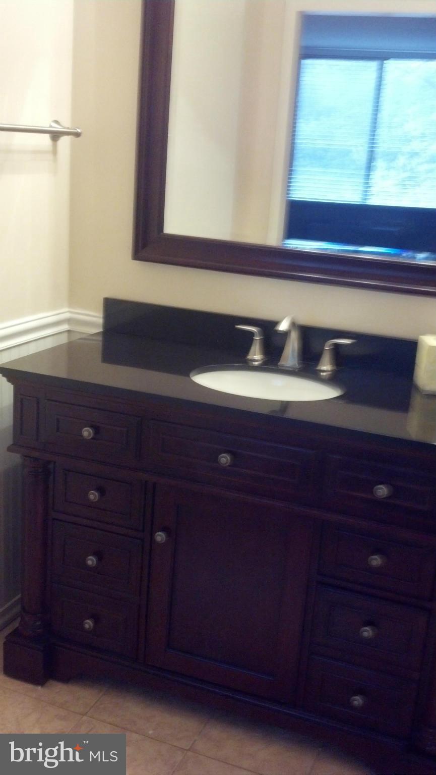 SKYLINE PLAZA - Residential Lease