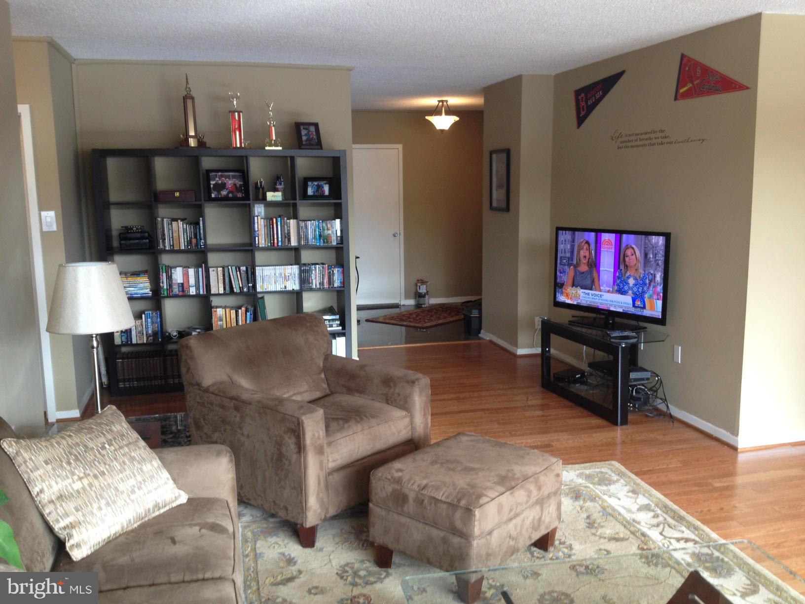 SKYLINE PLAZA - Residential Lease