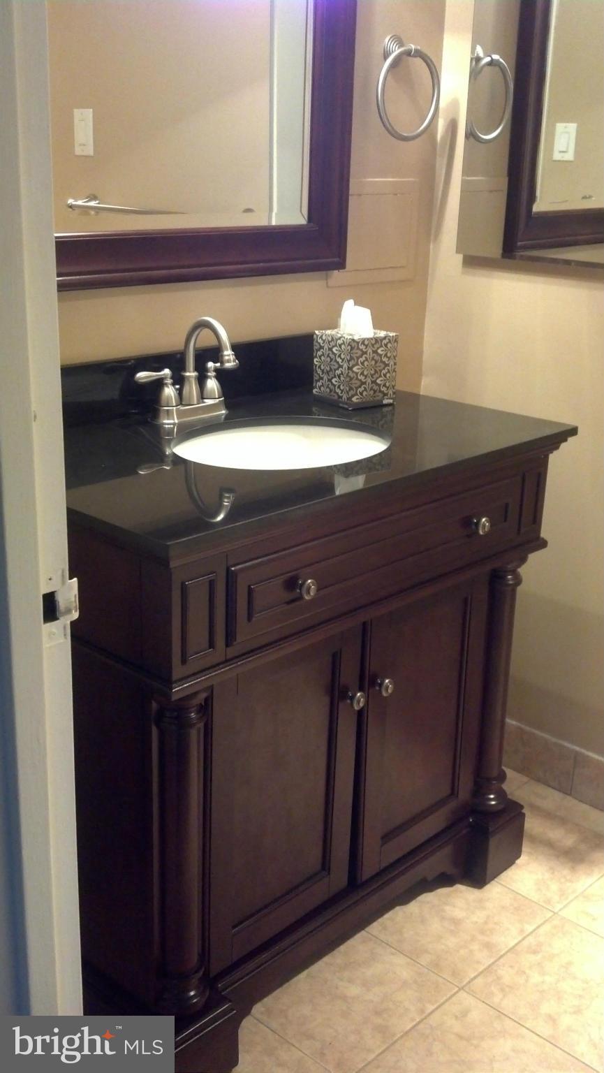 SKYLINE PLAZA - Residential Lease