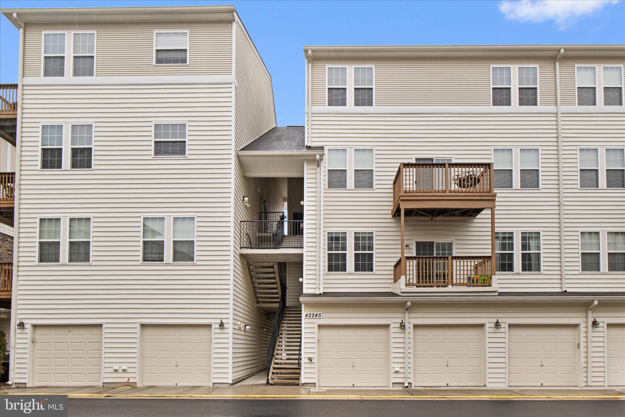 MERCER PARK CONDOMINIUM - Residential