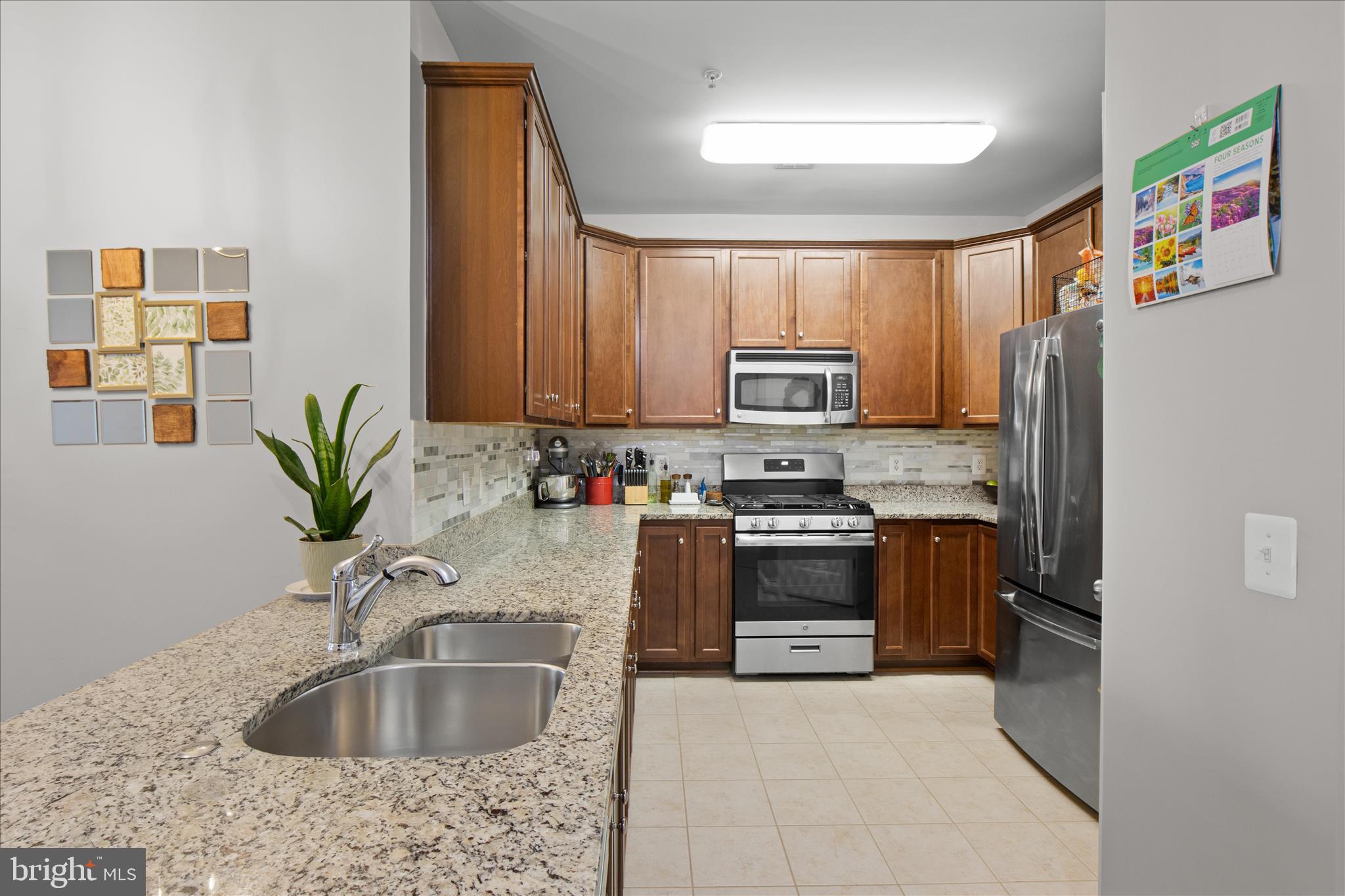 MERCER PARK CONDOMINIUM - Residential