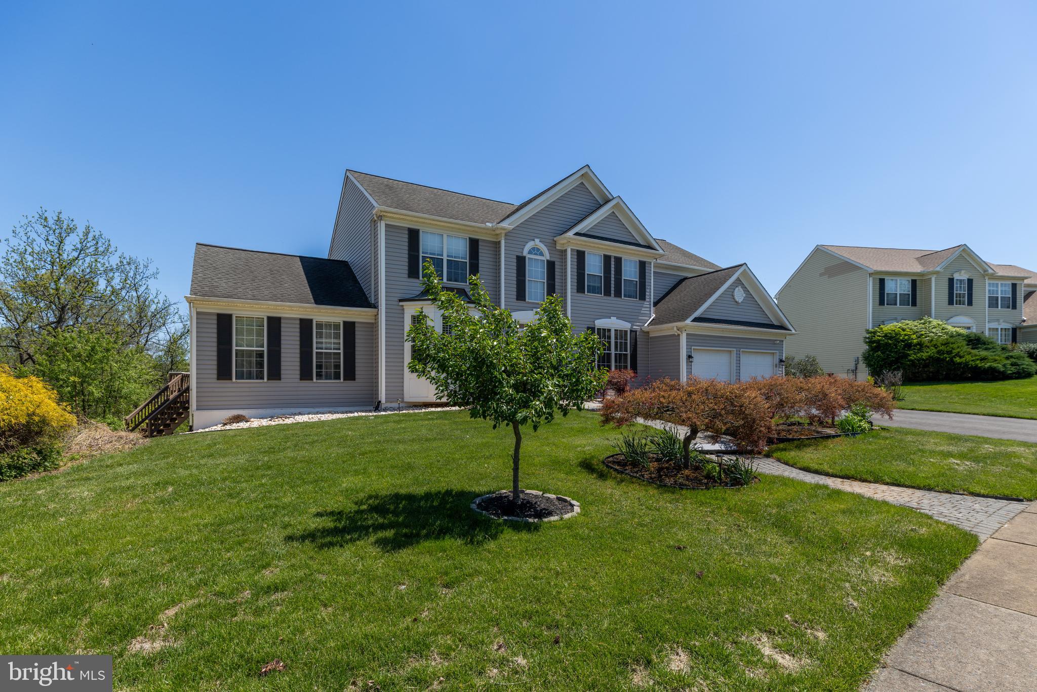 MIDDLE RUN CROSSIN - Residential