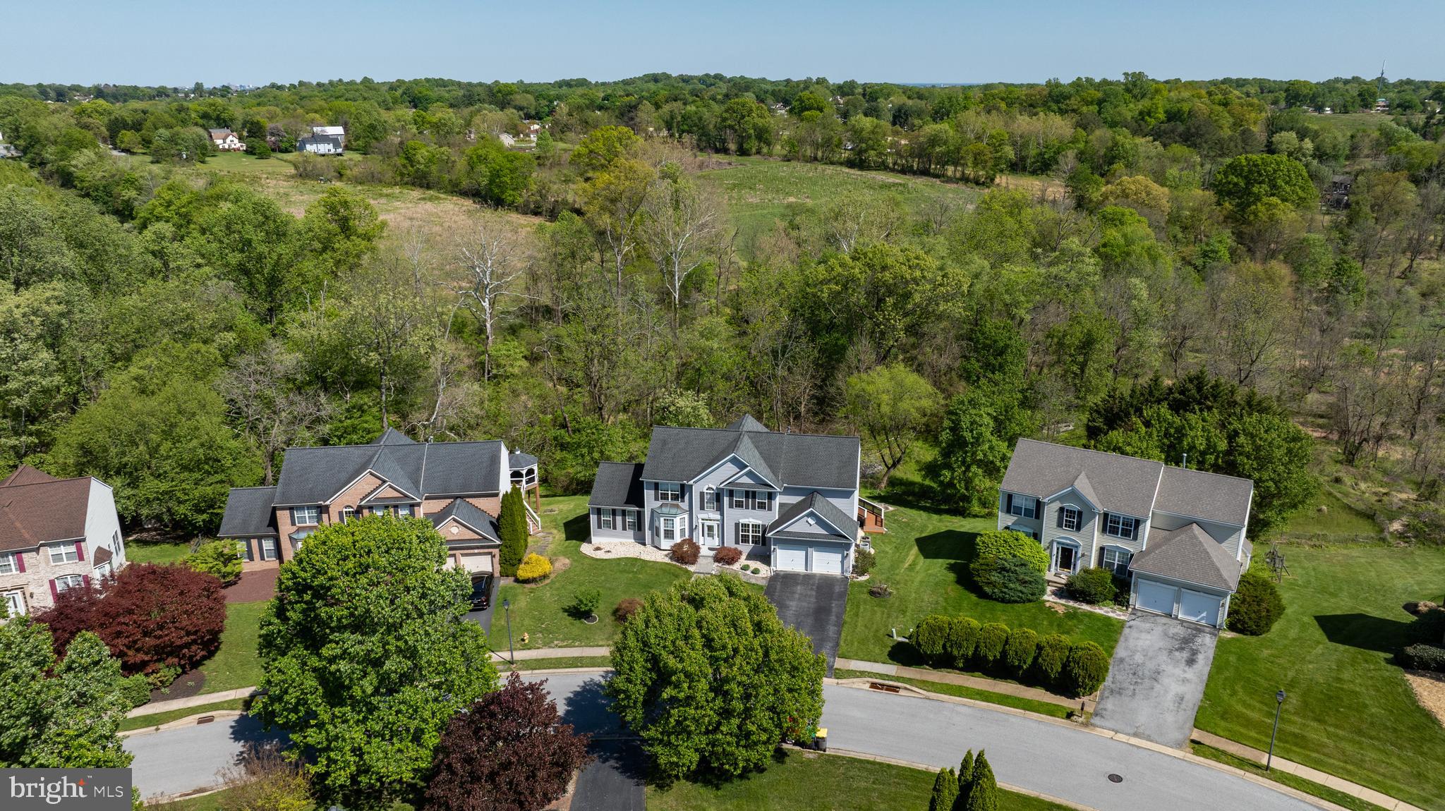 MIDDLE RUN CROSSIN - Residential