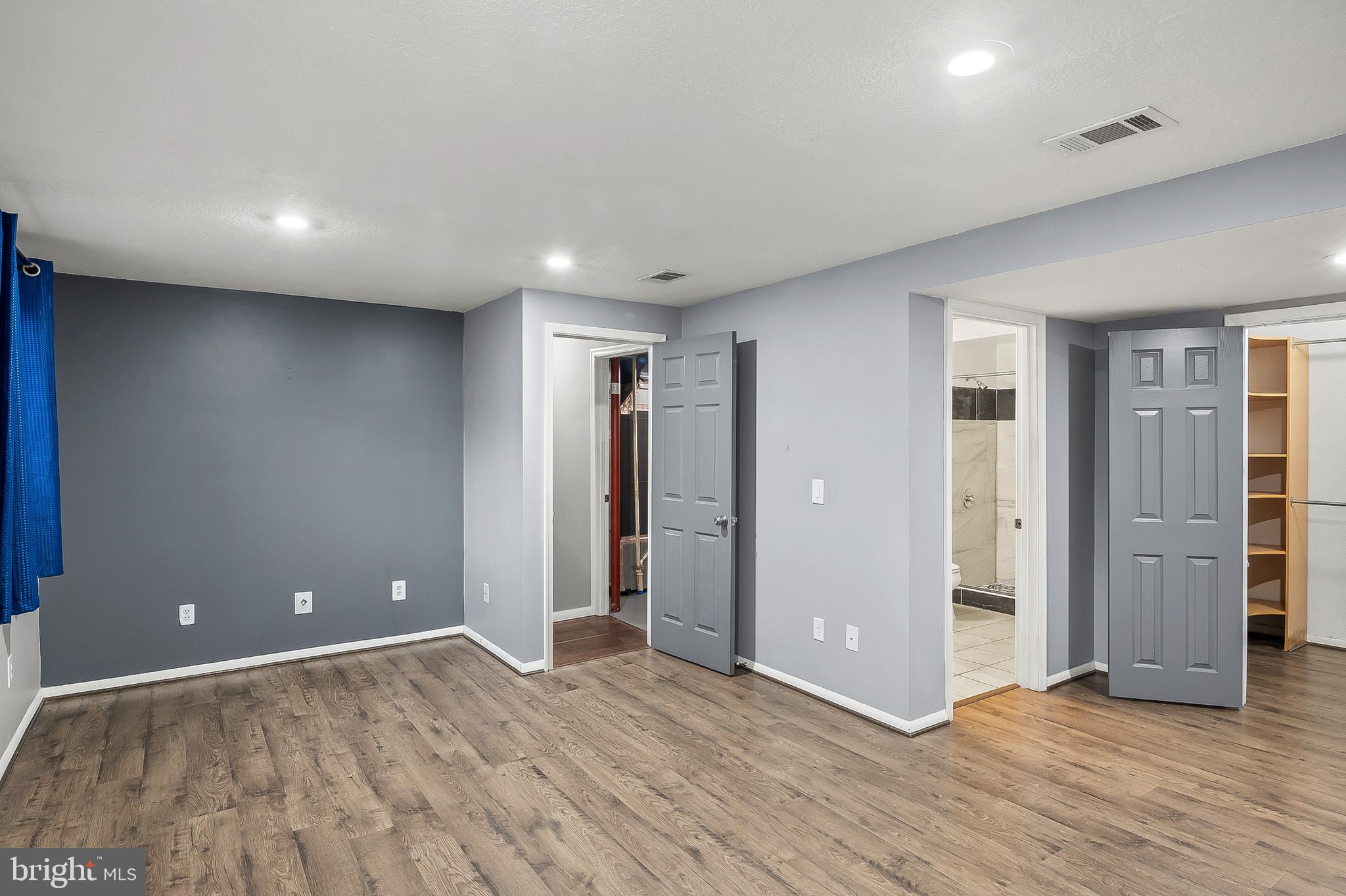 HARMANS WOODS - Residential