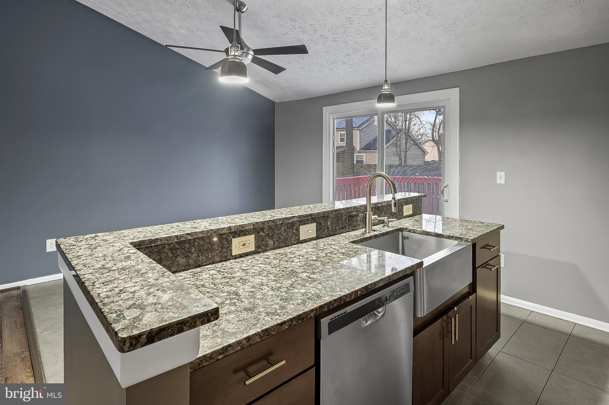 HARMANS WOODS - Residential