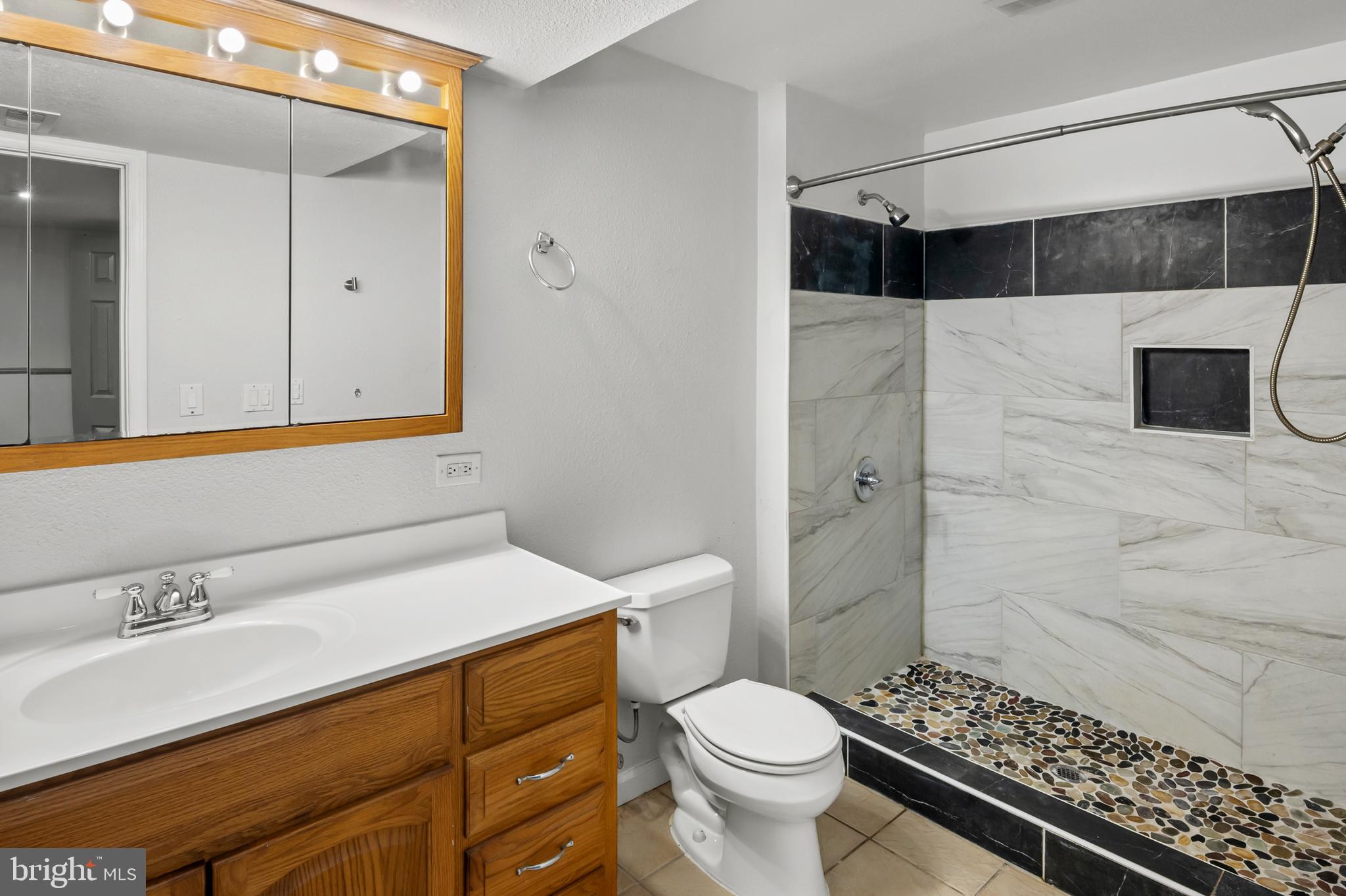 HARMANS WOODS - Residential