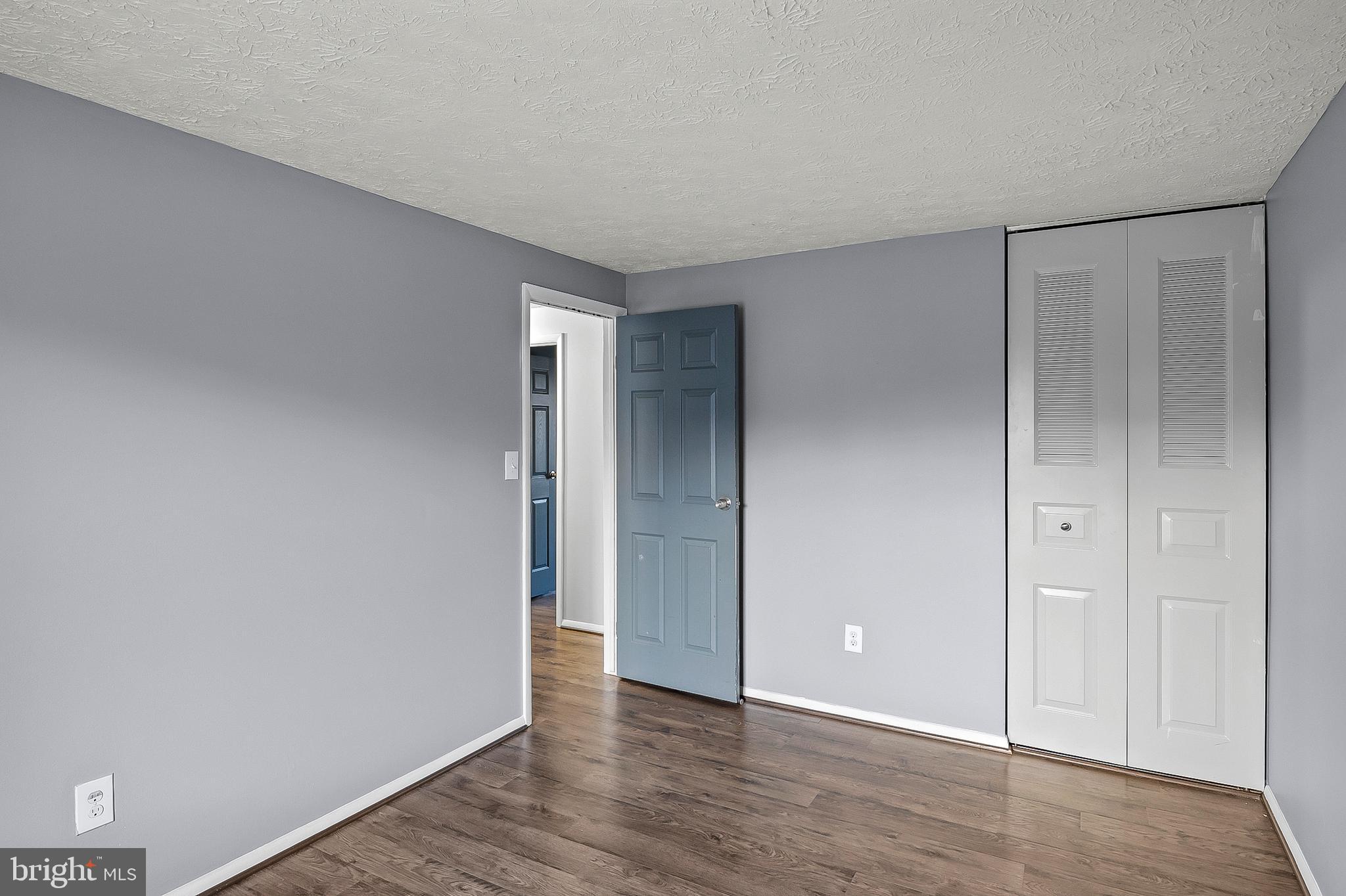 HARMANS WOODS - Residential