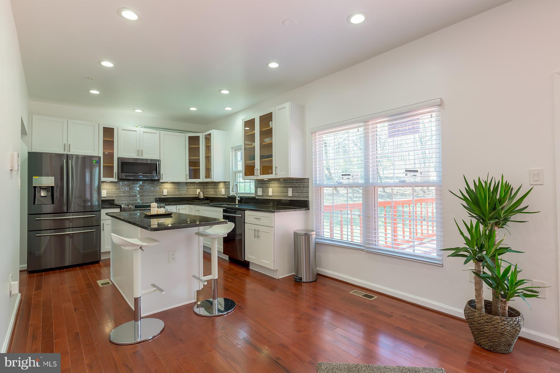 TANTALLON ON THE POTOMAC - Residential