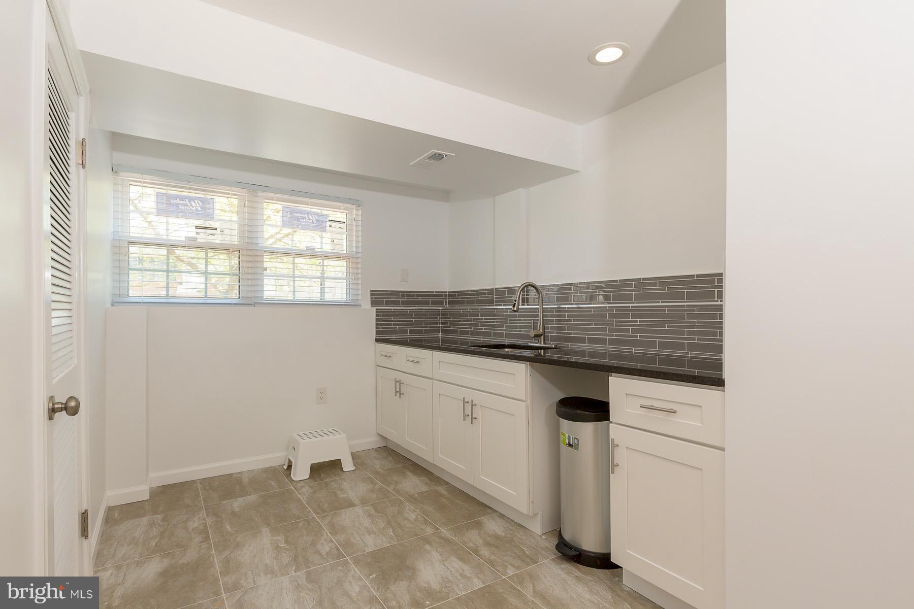 TANTALLON ON THE POTOMAC - Residential