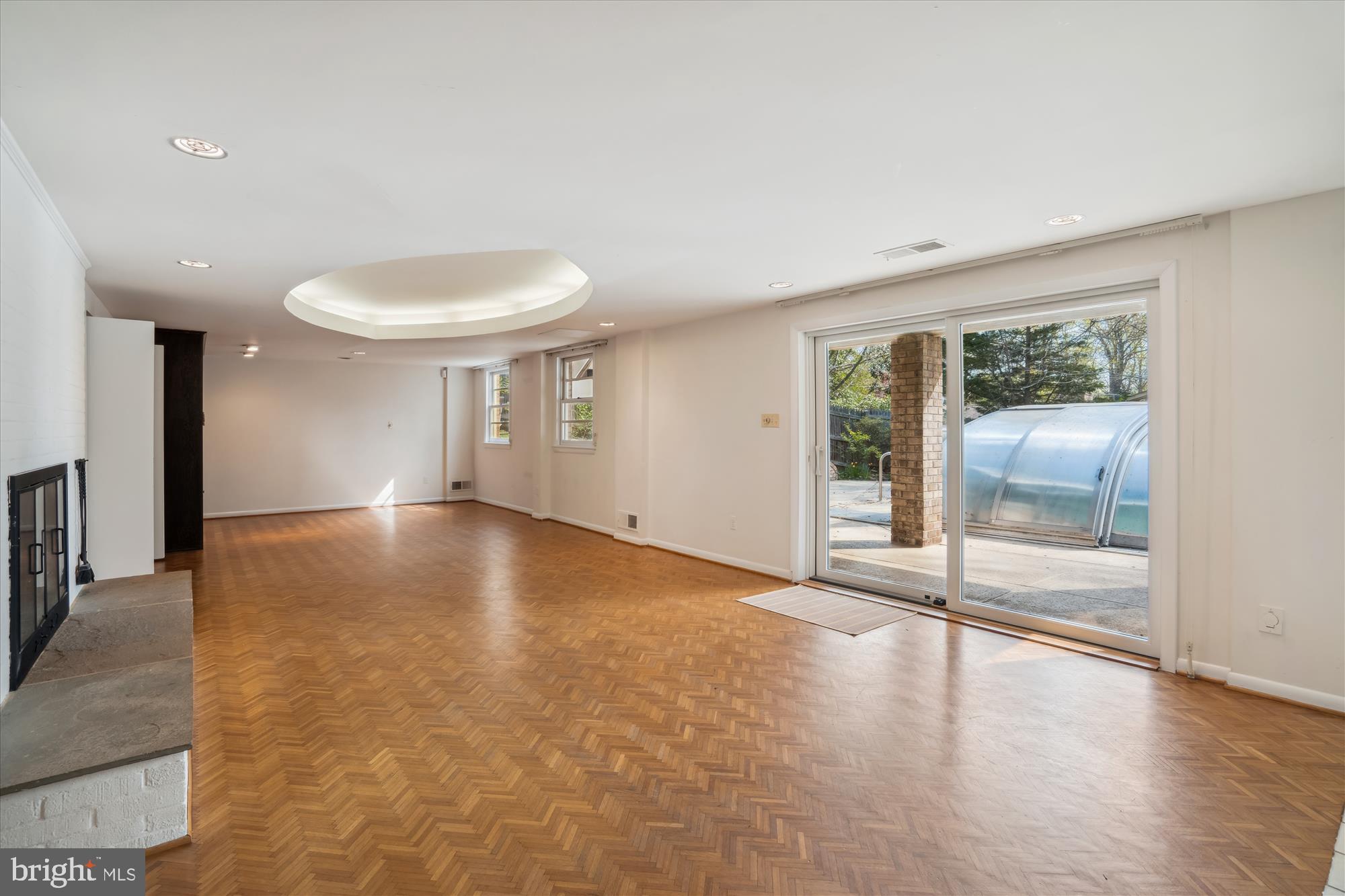 KENWOOD PARK - Residential