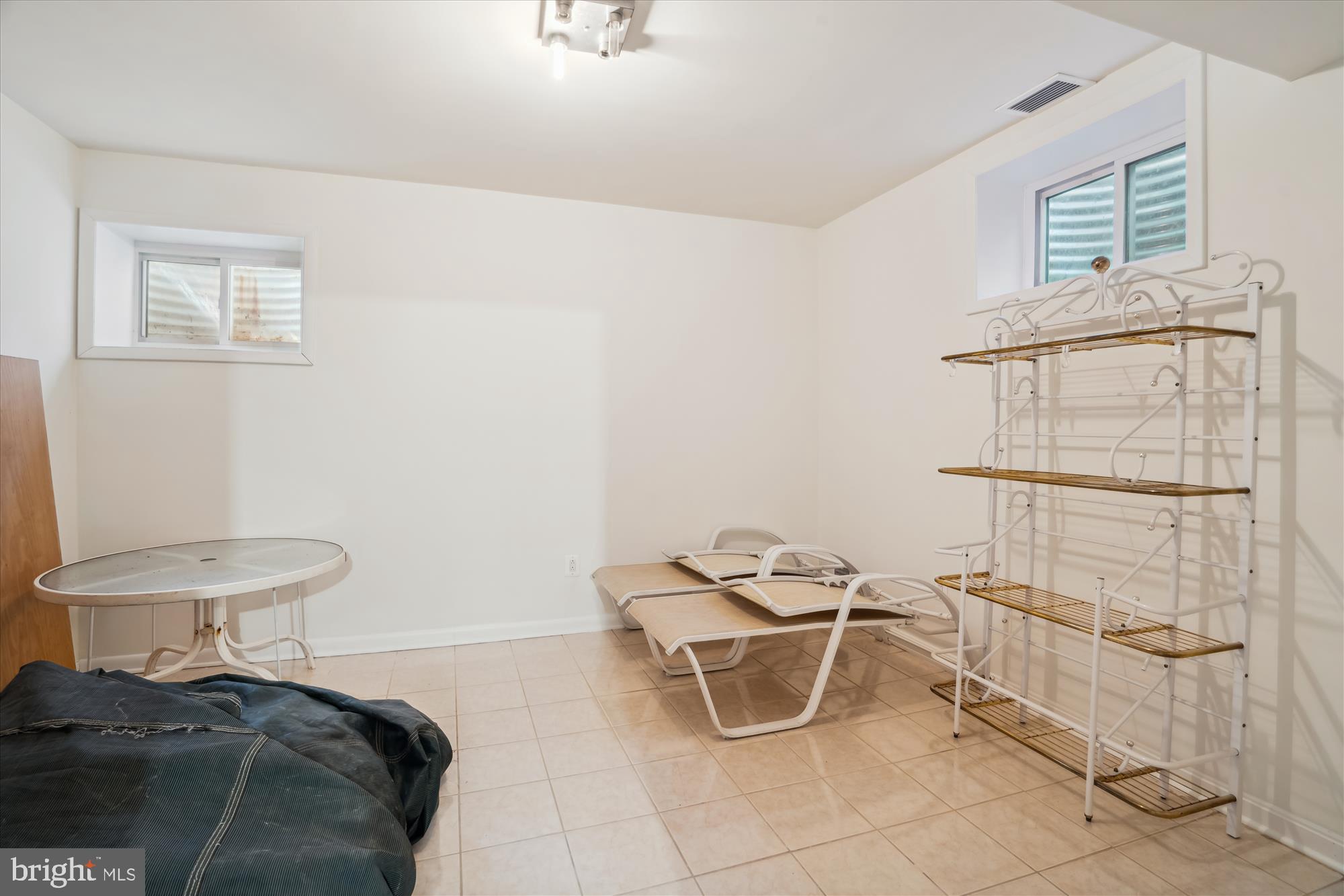 KENWOOD PARK - Residential