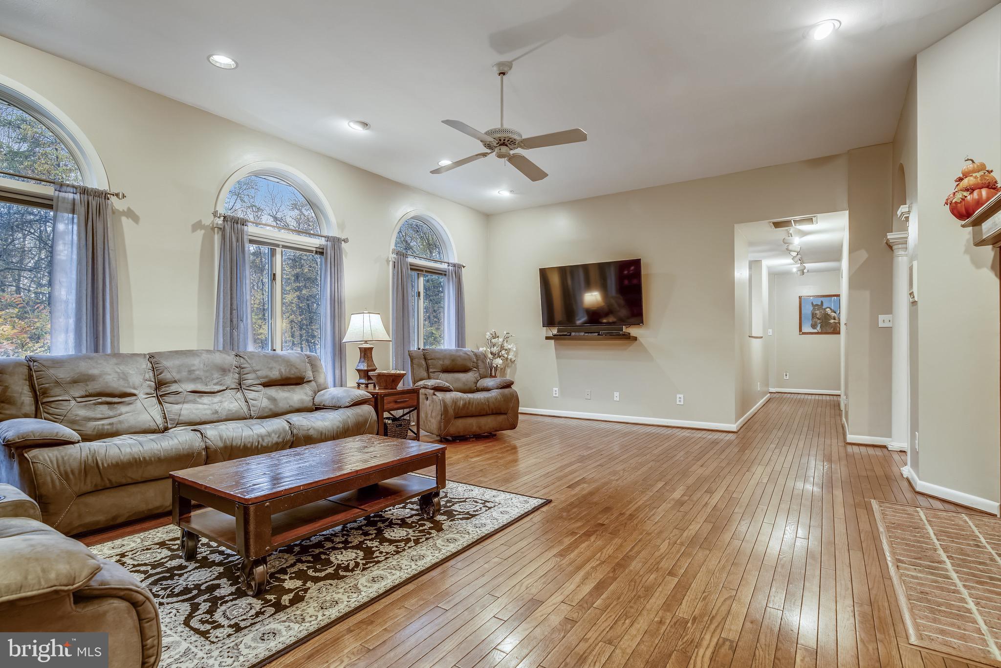 LOCUST GROVE ESTATES - Residential