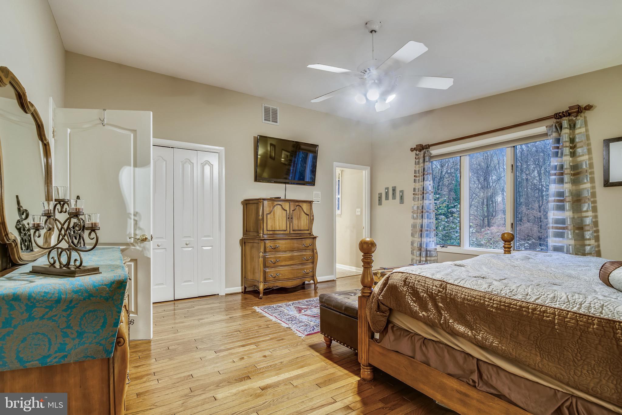 LOCUST GROVE ESTATES - Residential