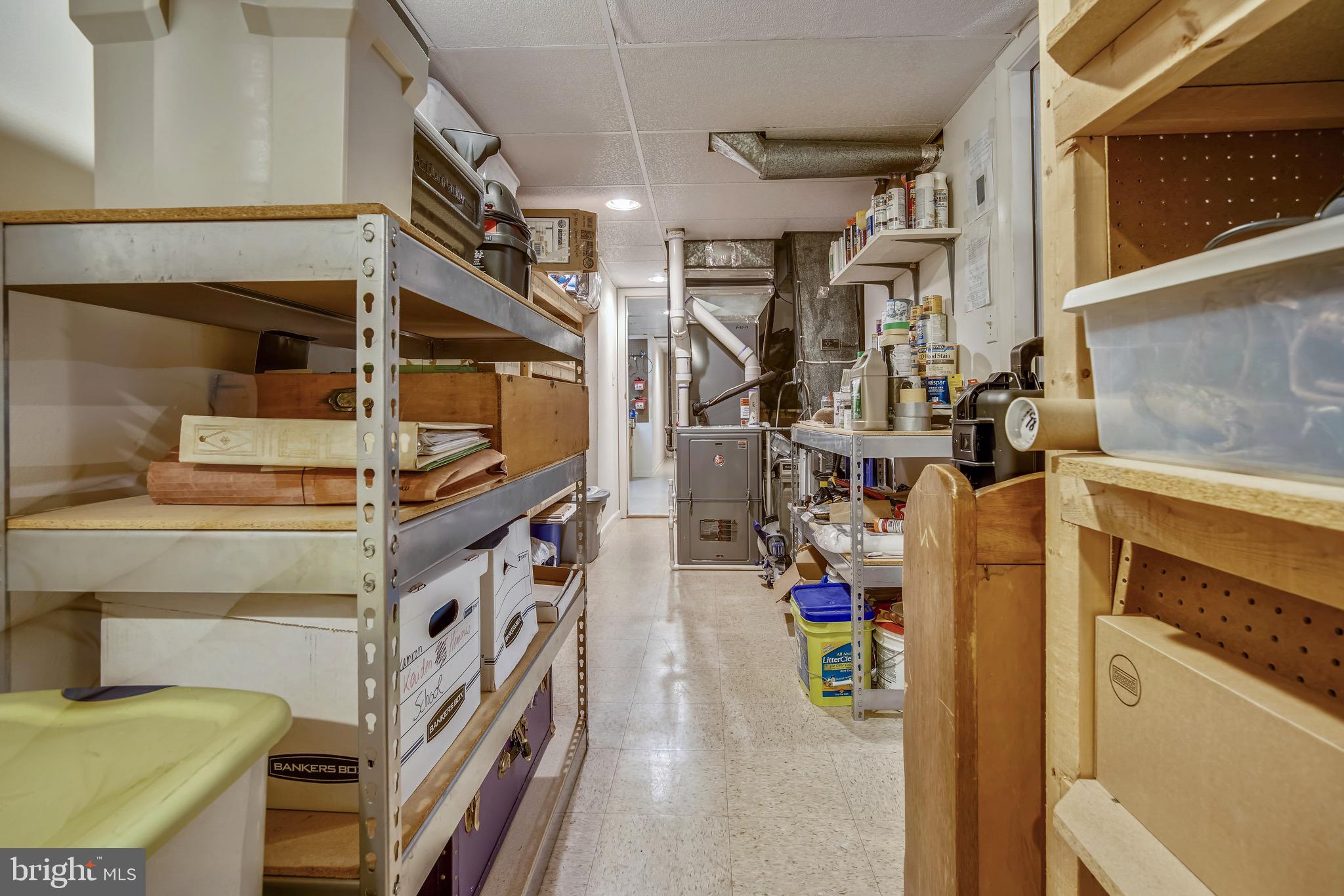 LOCUST GROVE ESTATES - Residential