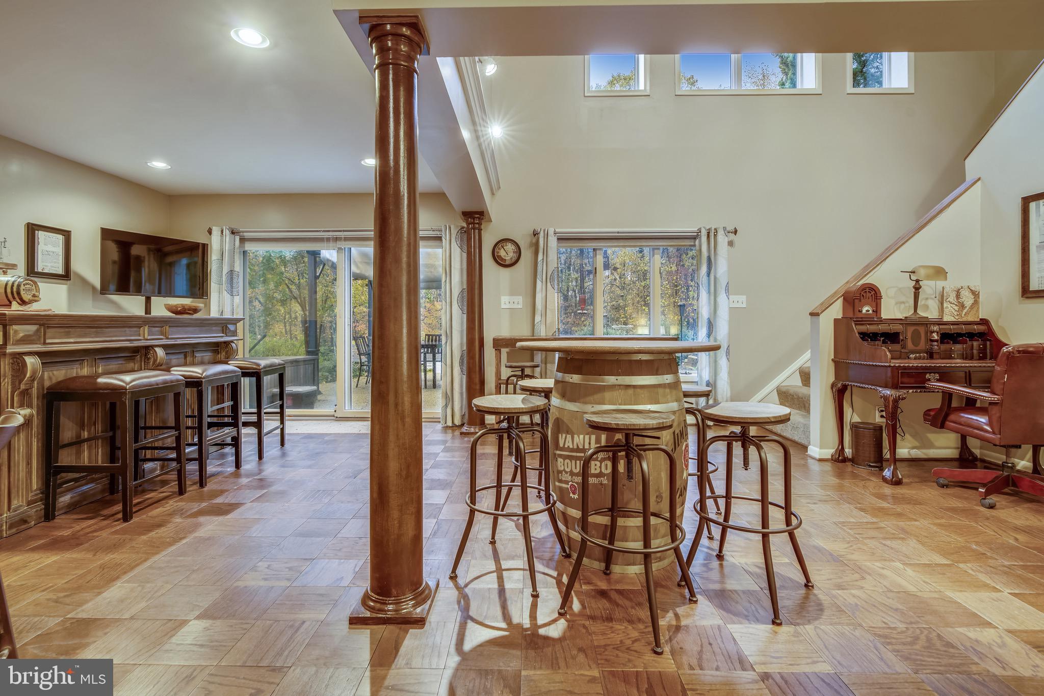 LOCUST GROVE ESTATES - Residential