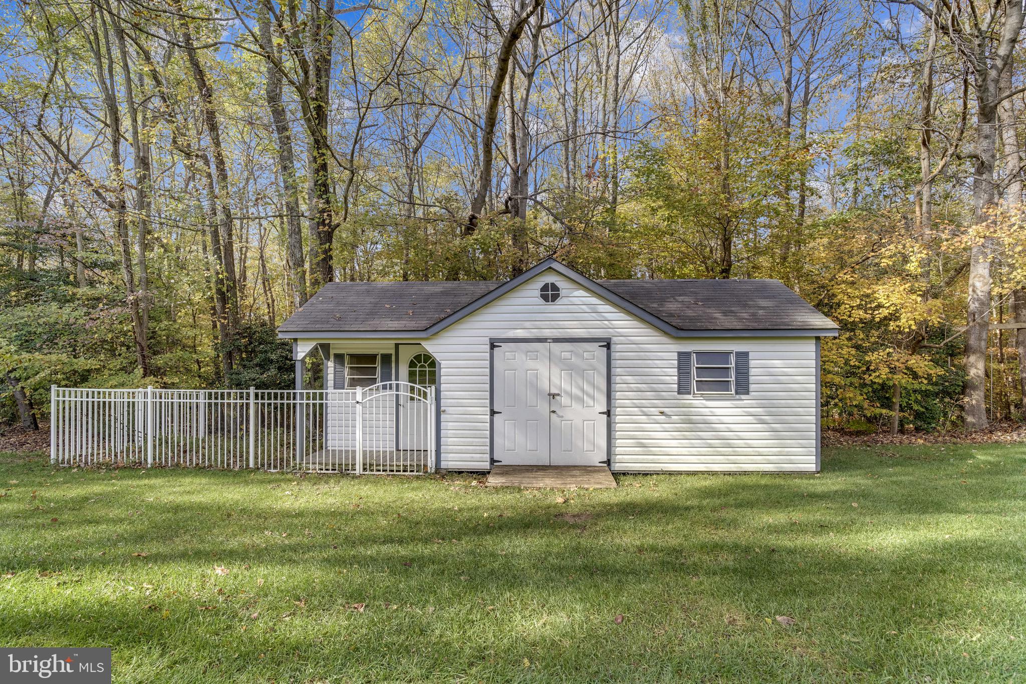 LOCUST GROVE ESTATES - Residential