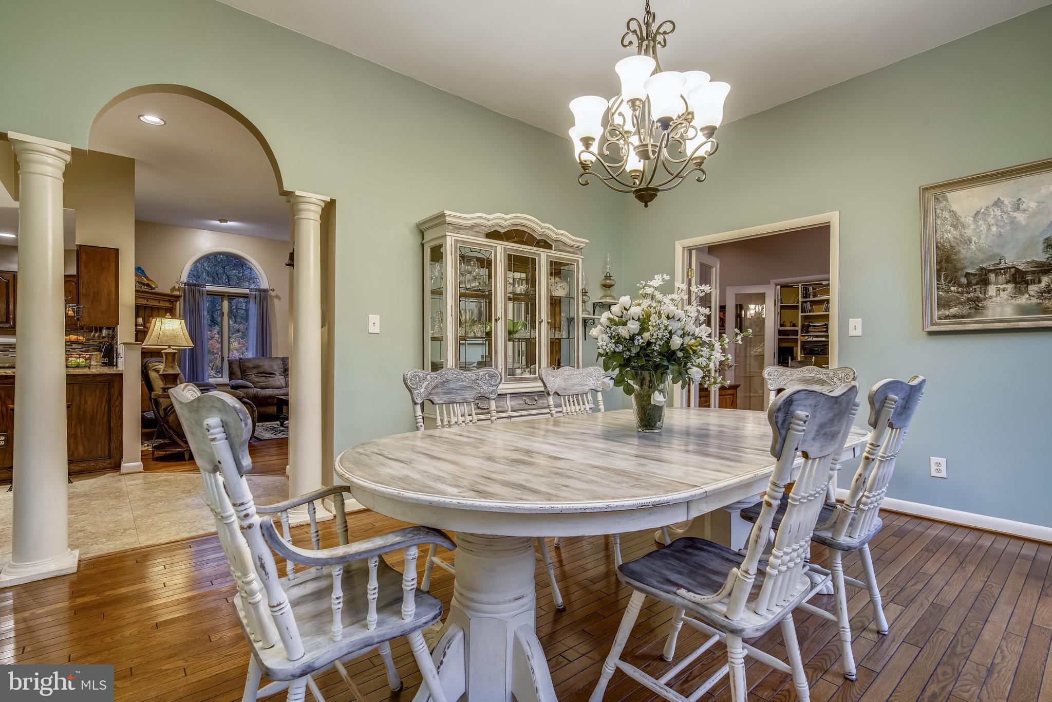 LOCUST GROVE ESTATES - Residential