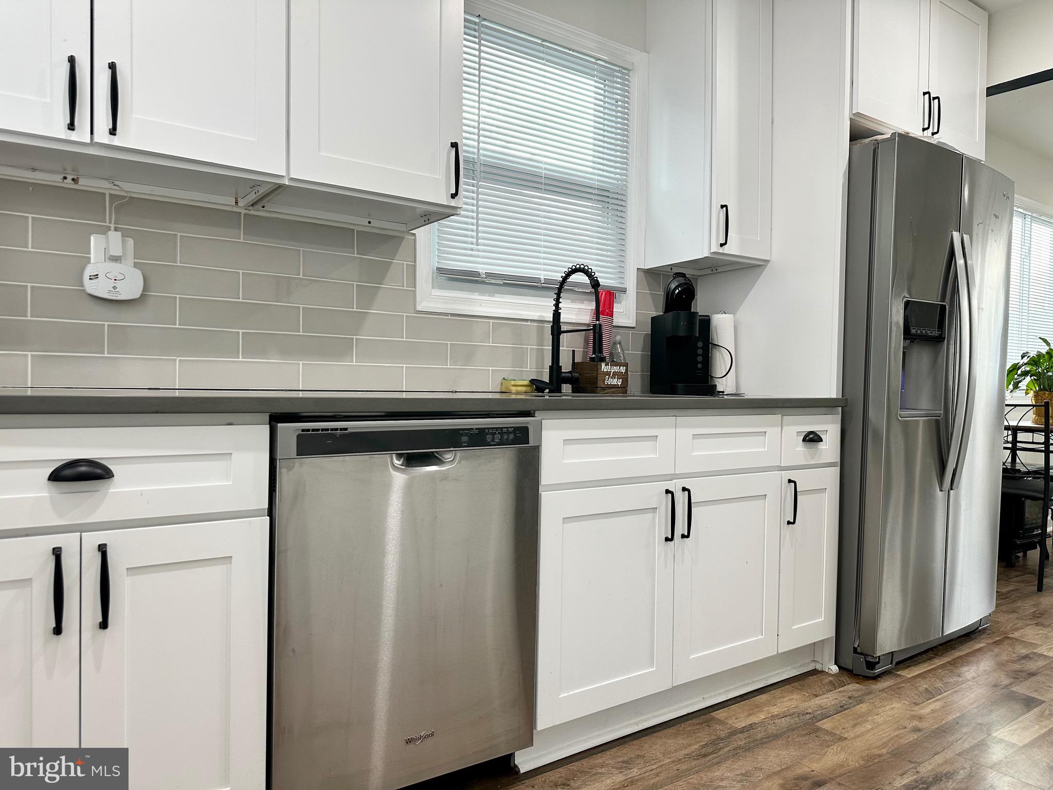 OLIVER BEACH - Residential