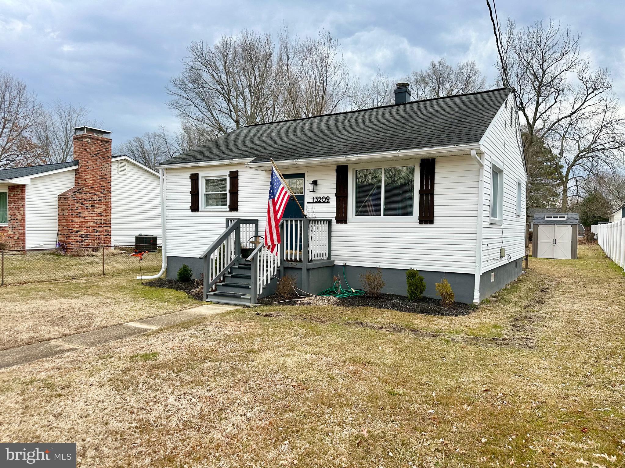 OLIVER BEACH - Residential