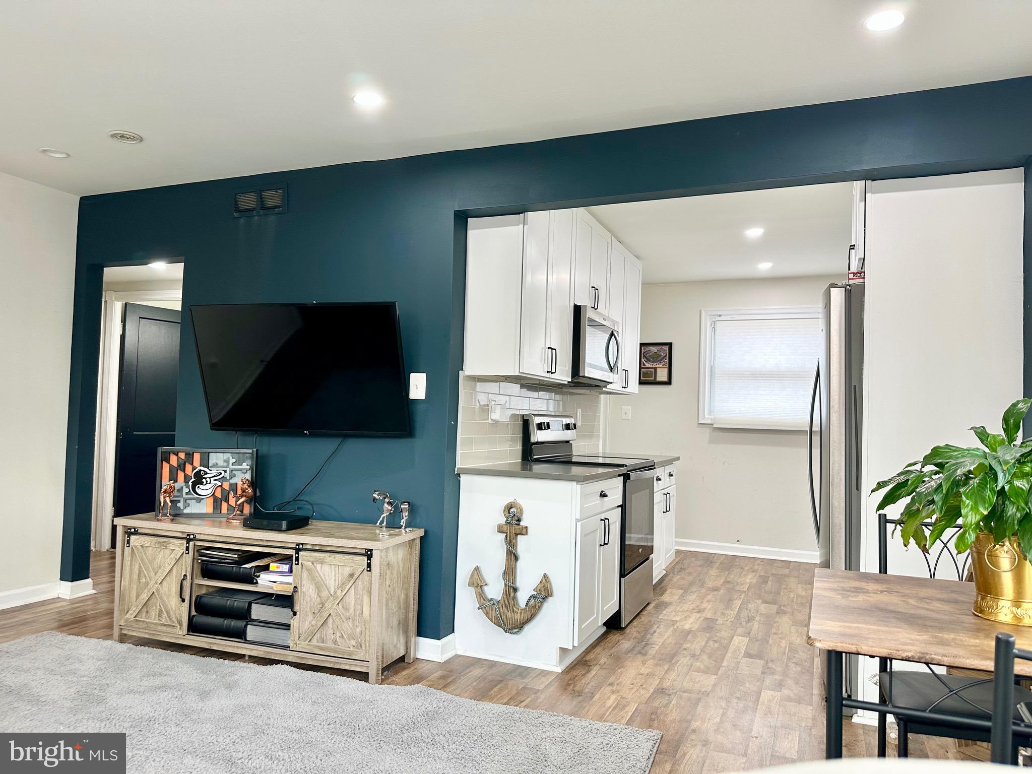 OLIVER BEACH - Residential