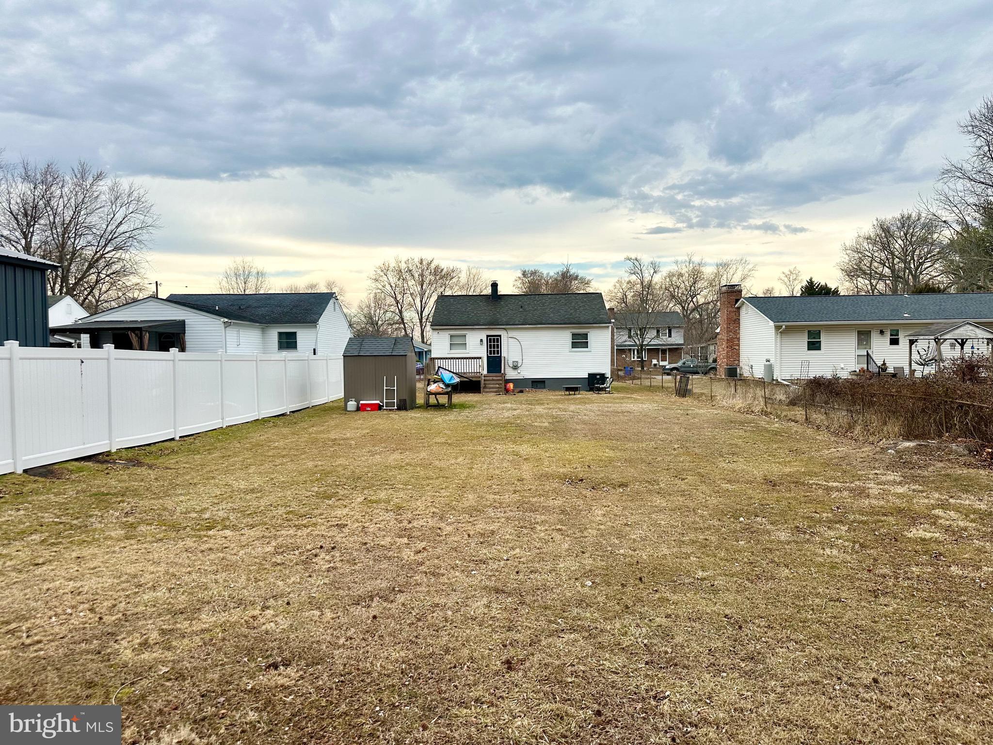 OLIVER BEACH - Residential