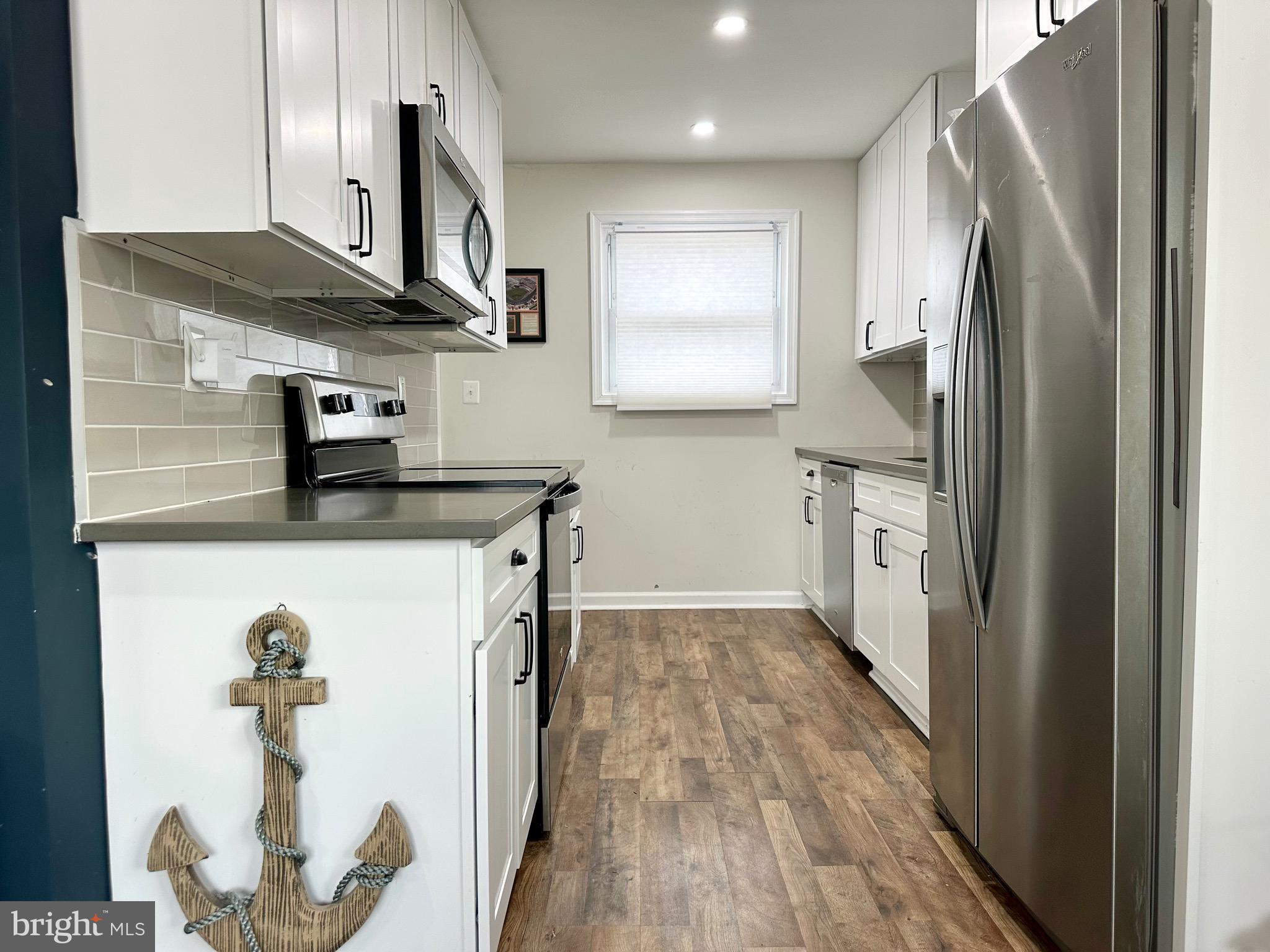 OLIVER BEACH - Residential