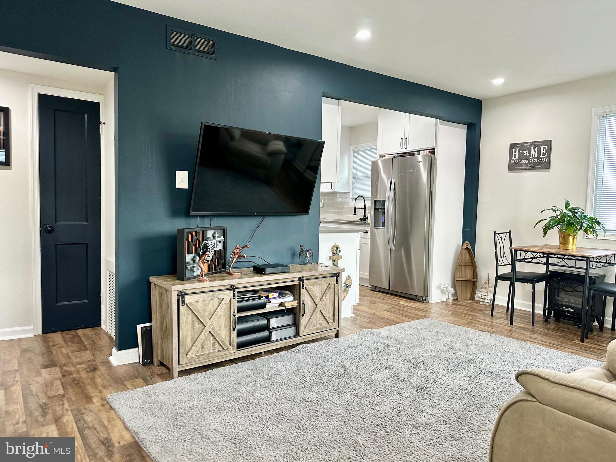 OLIVER BEACH - Residential