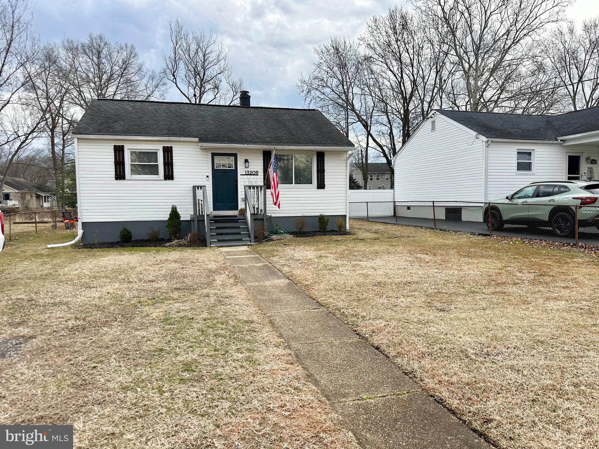 OLIVER BEACH - Residential