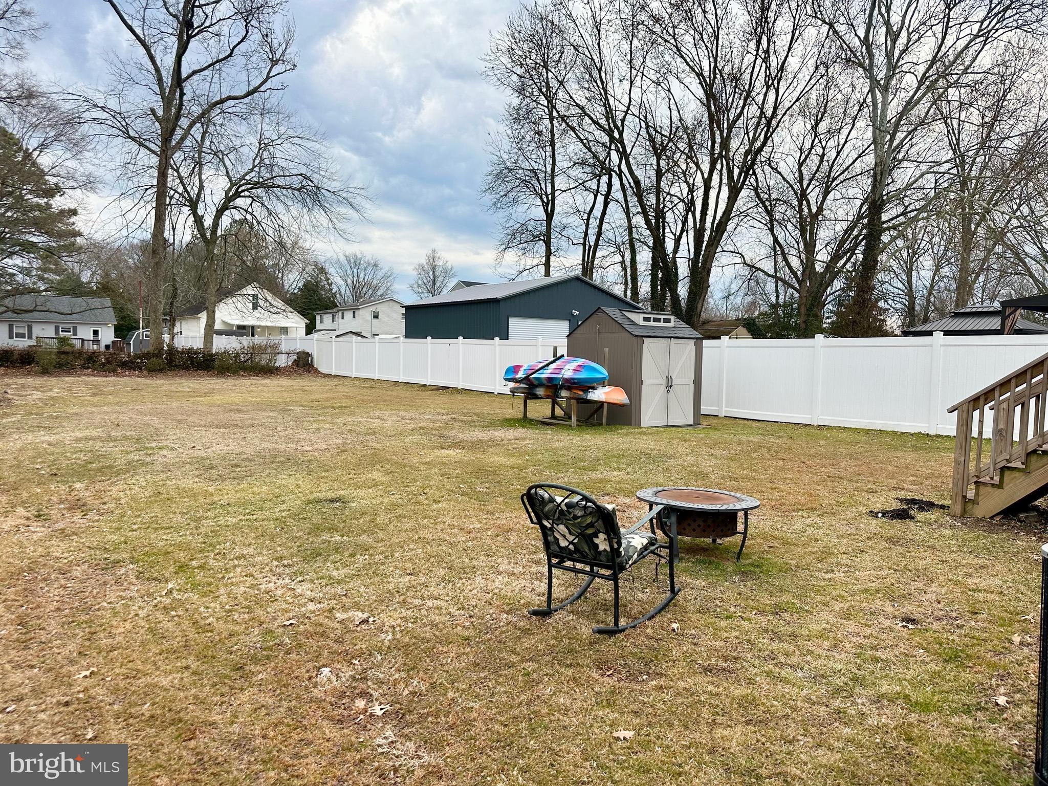 OLIVER BEACH - Residential