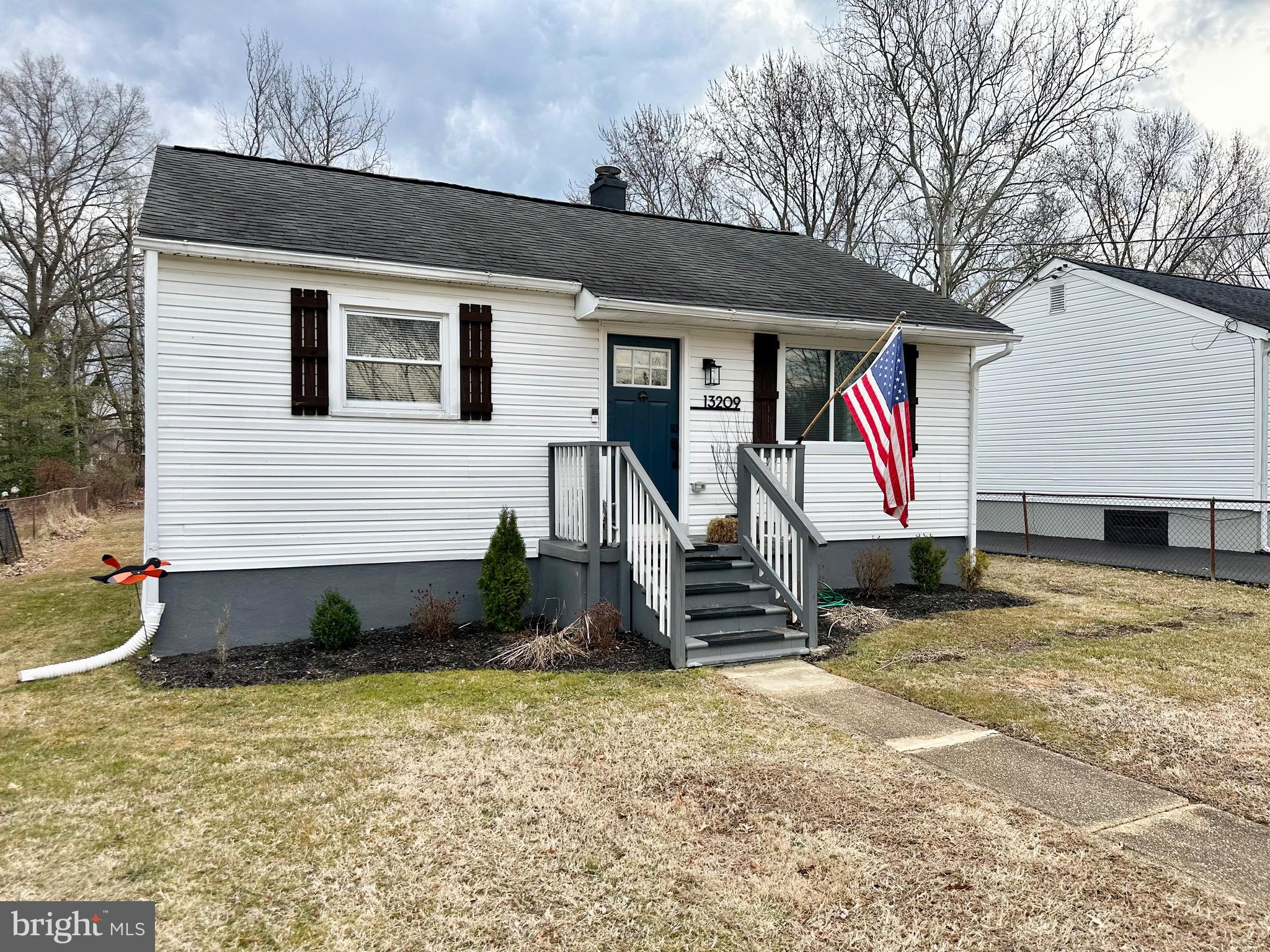 OLIVER BEACH - Residential