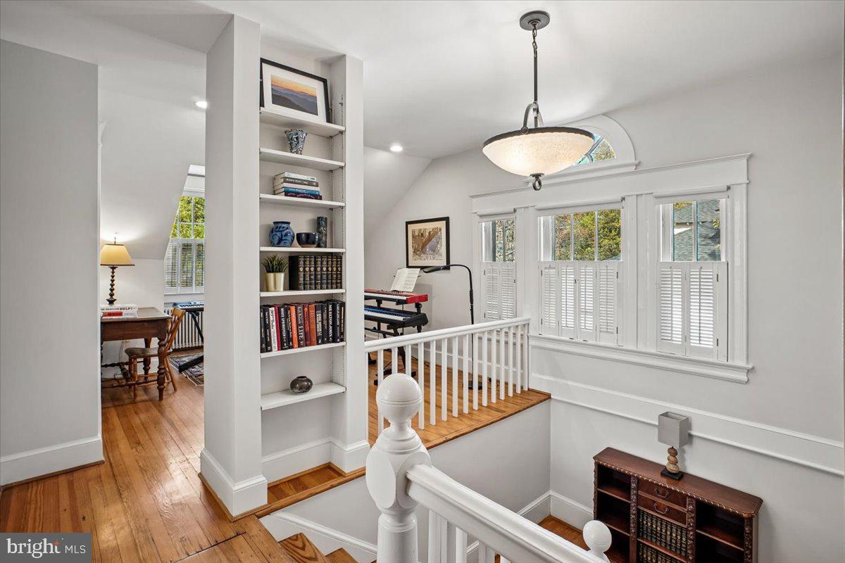 ROSEMONT - Residential