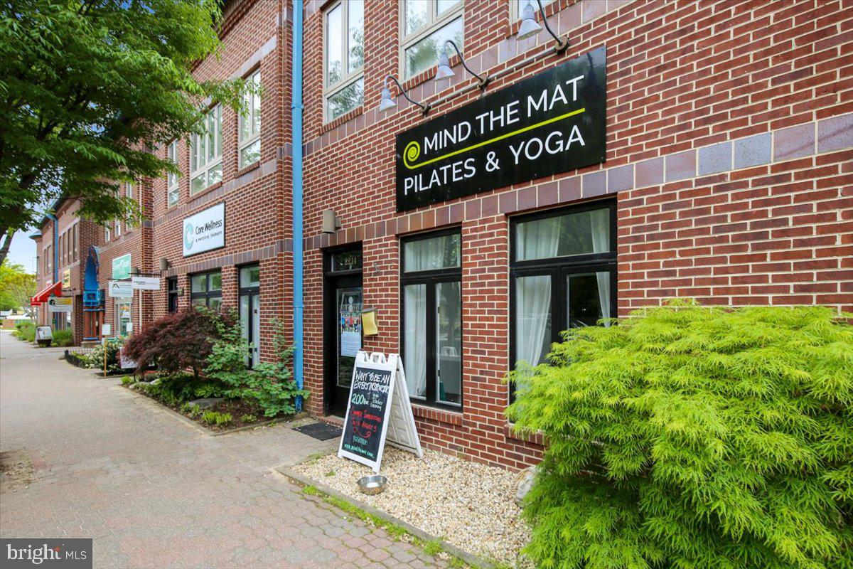 ROSEMONT - Residential