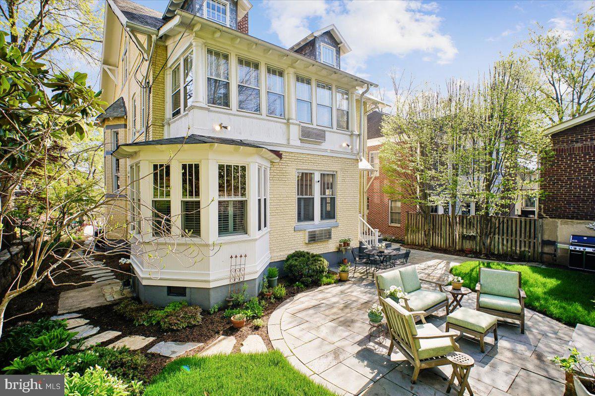 ROSEMONT - Residential