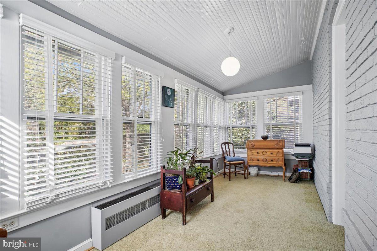 ROSEMONT - Residential