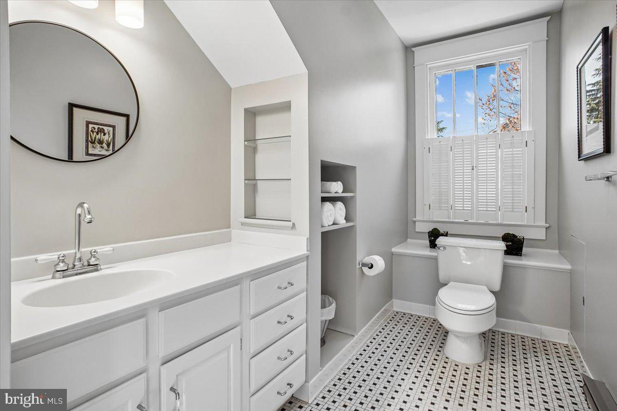 ROSEMONT - Residential