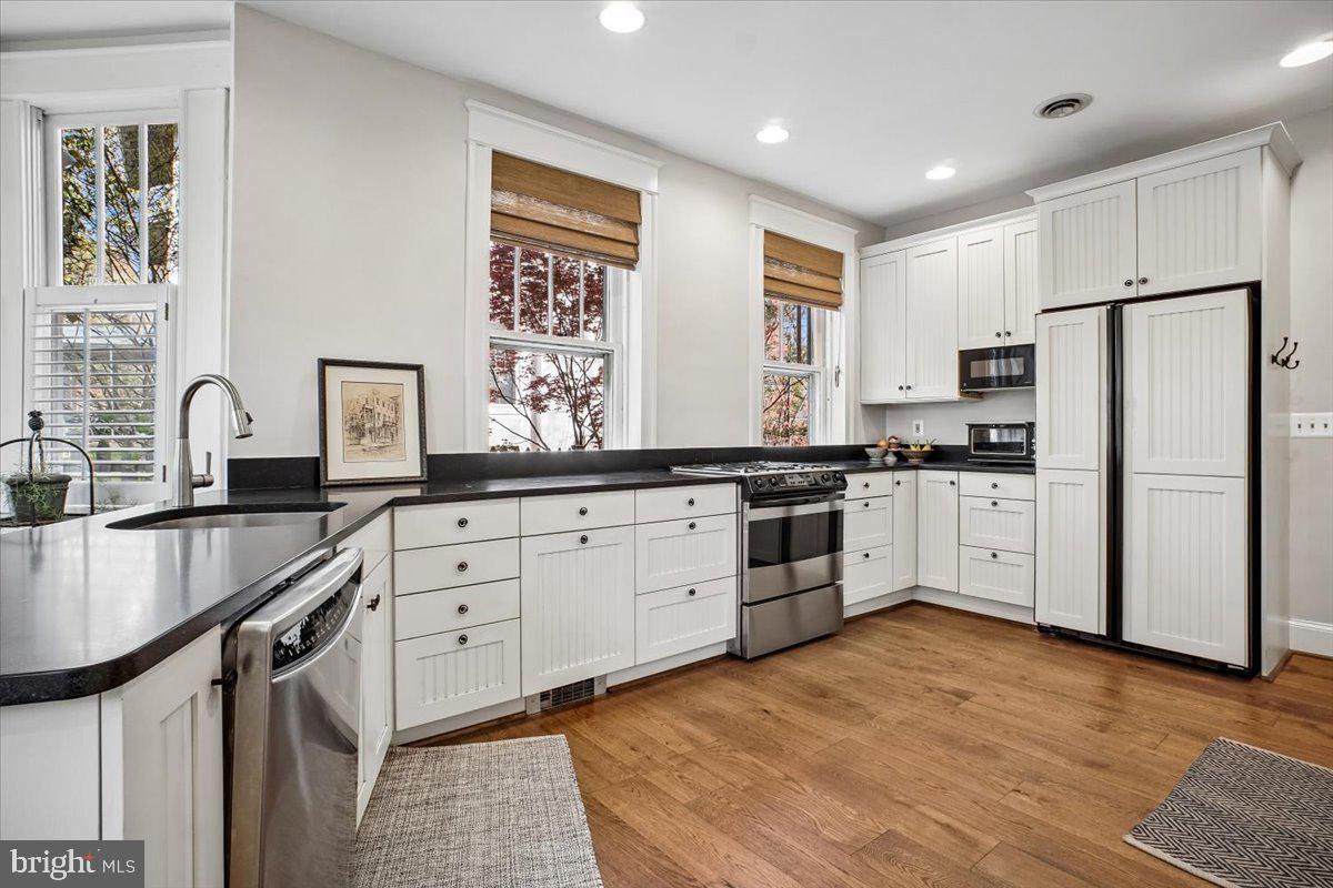 ROSEMONT - Residential