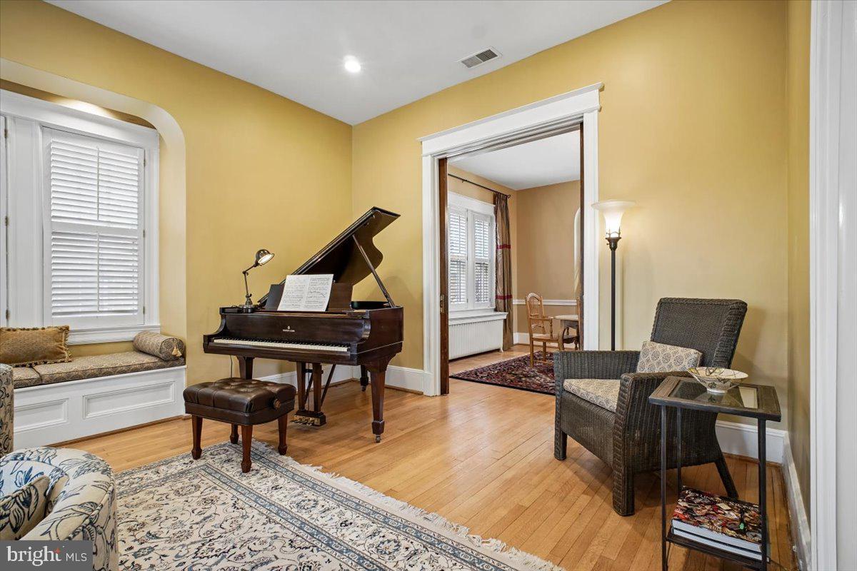 ROSEMONT - Residential