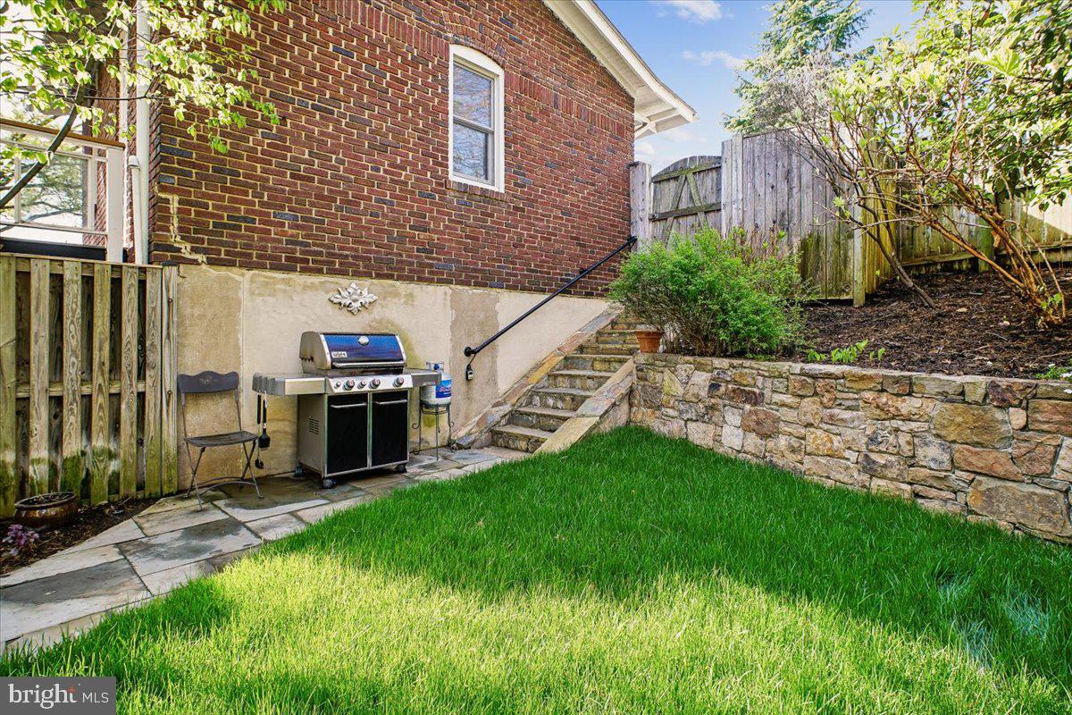 ROSEMONT - Residential