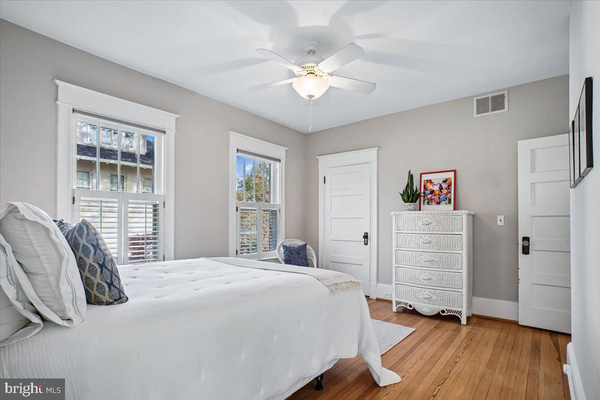 ROSEMONT - Residential