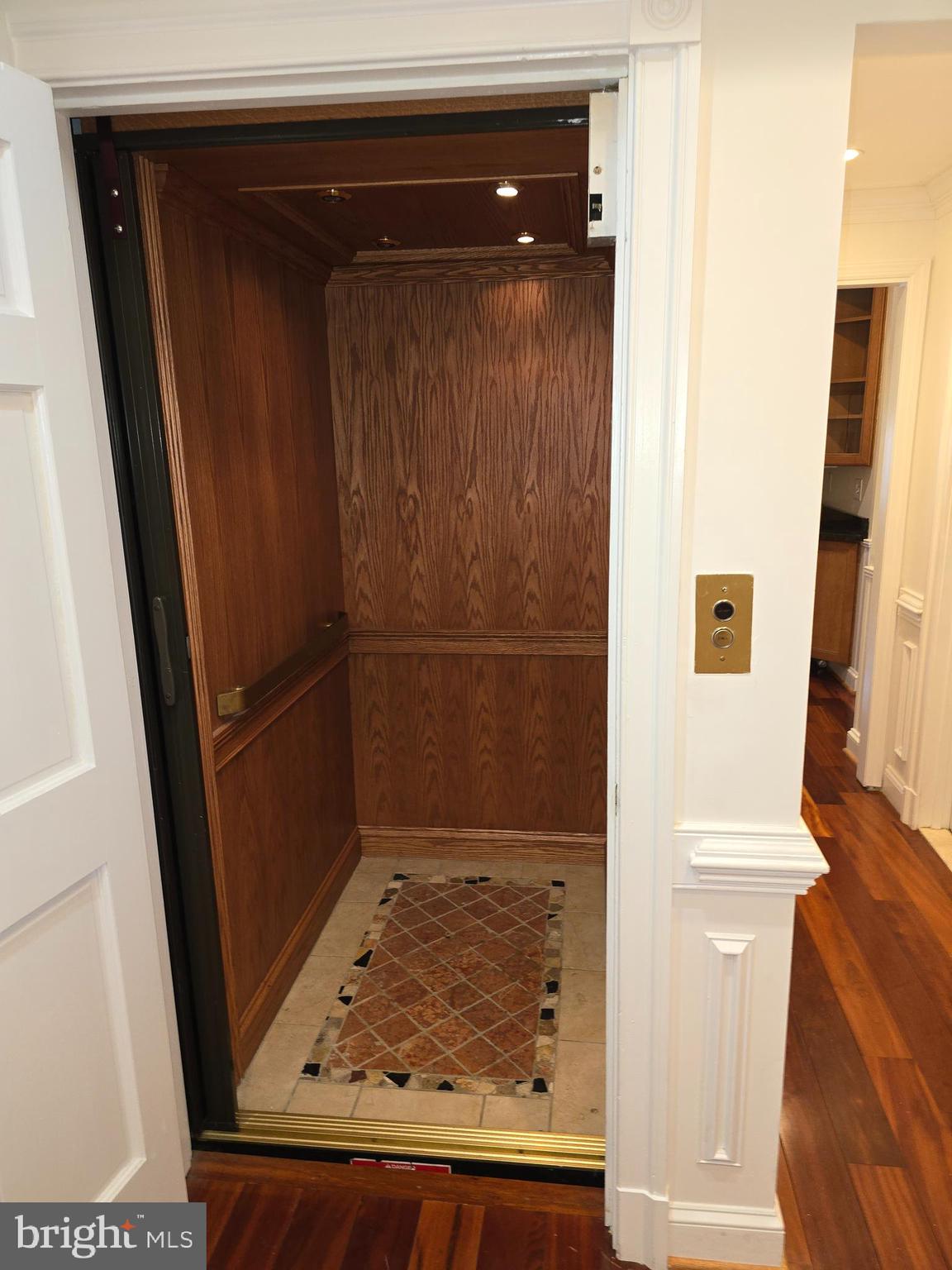 OLD TOWN - Residential