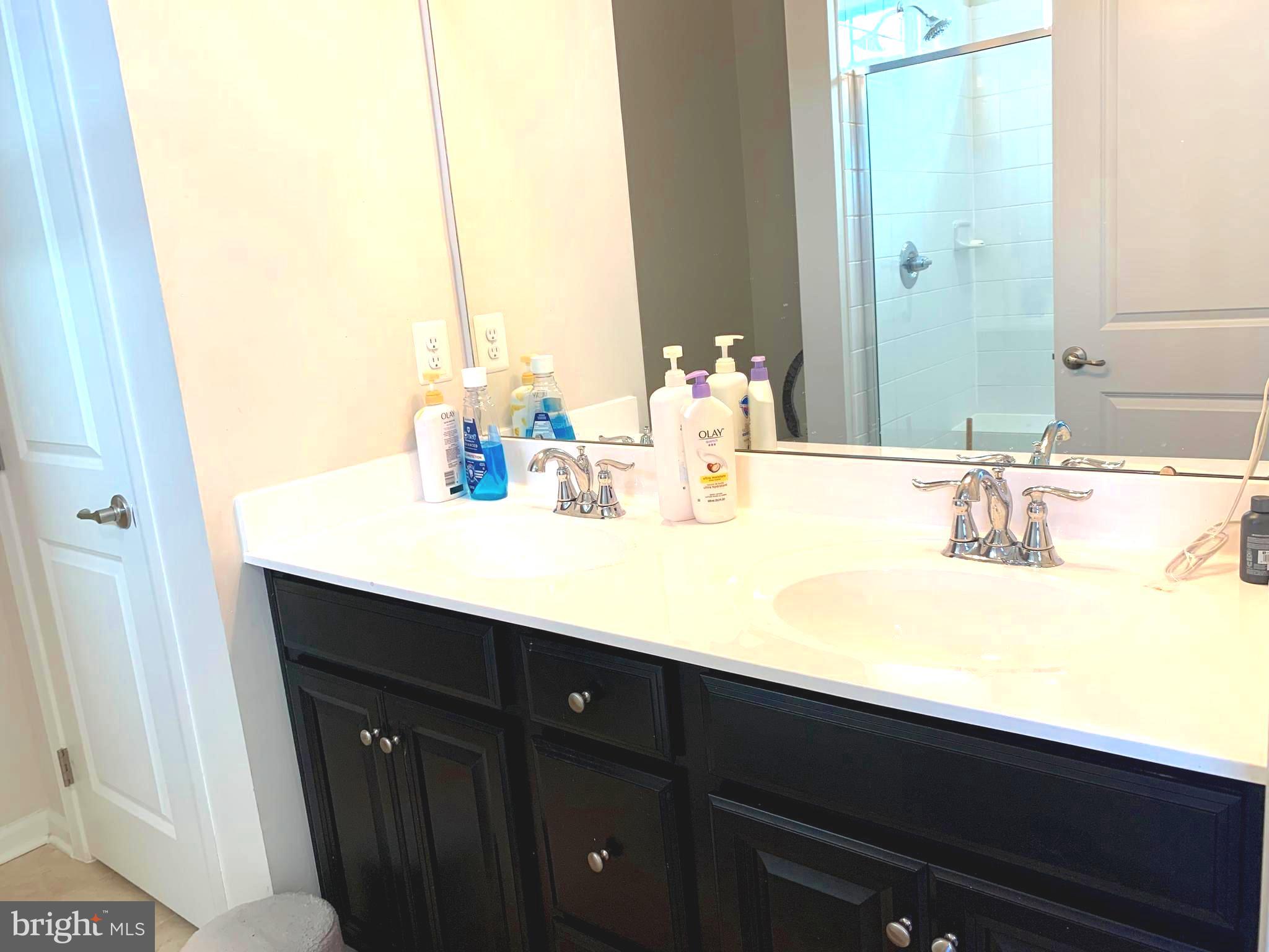 BALLARD GREEN - Residential Lease