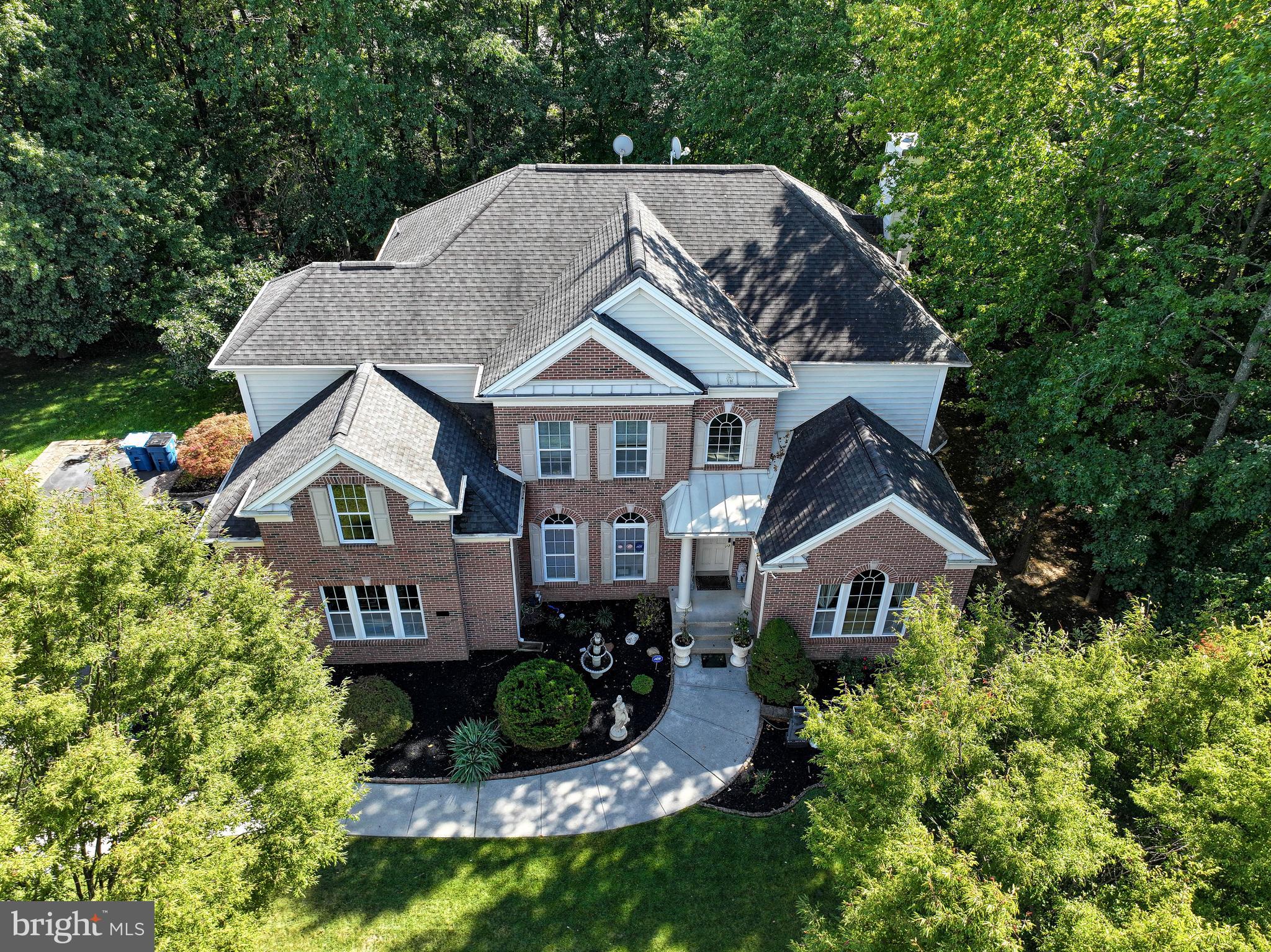 WELLINGTON ESTATES - Residential