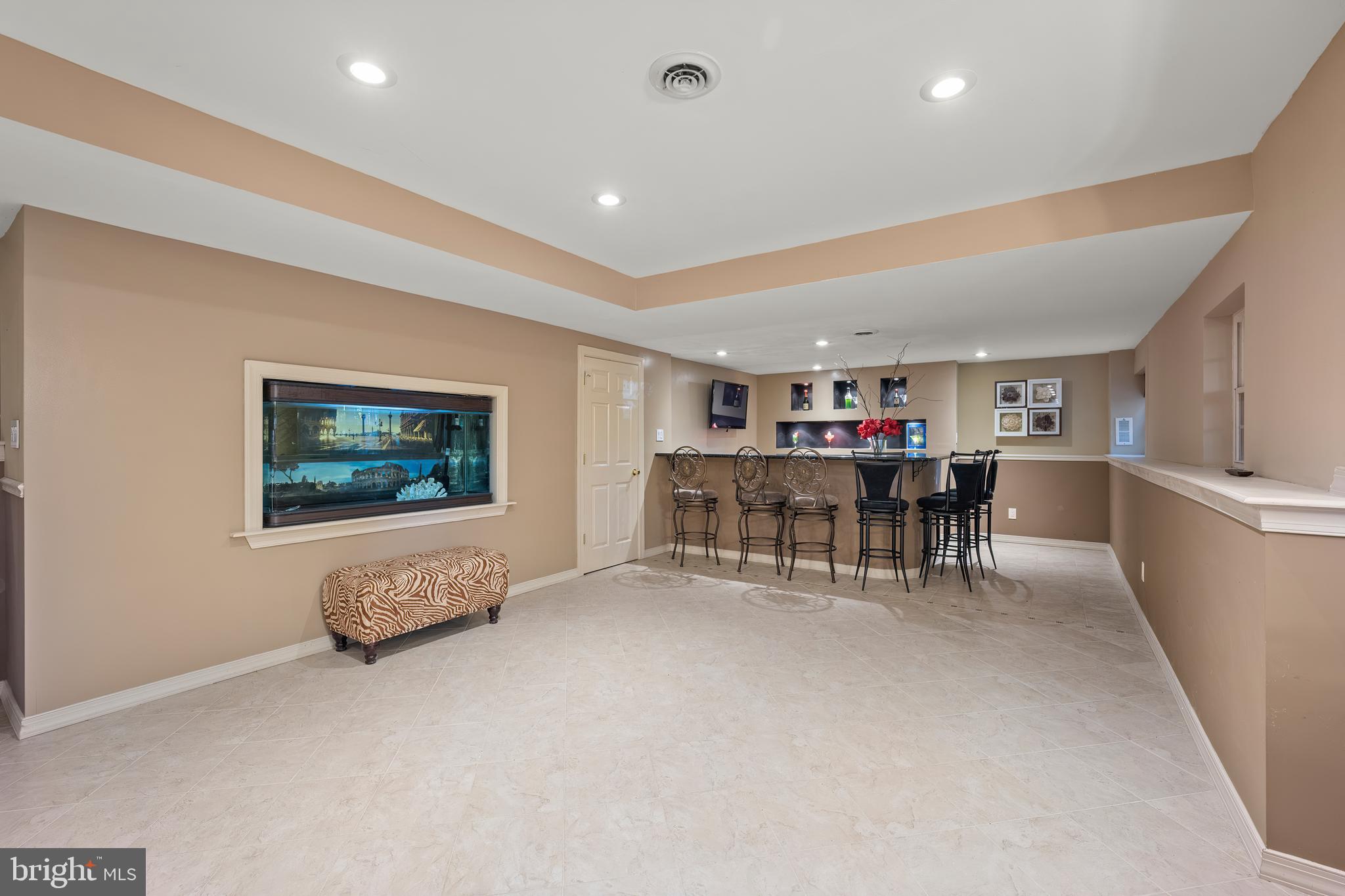 WELLINGTON ESTATES - Residential