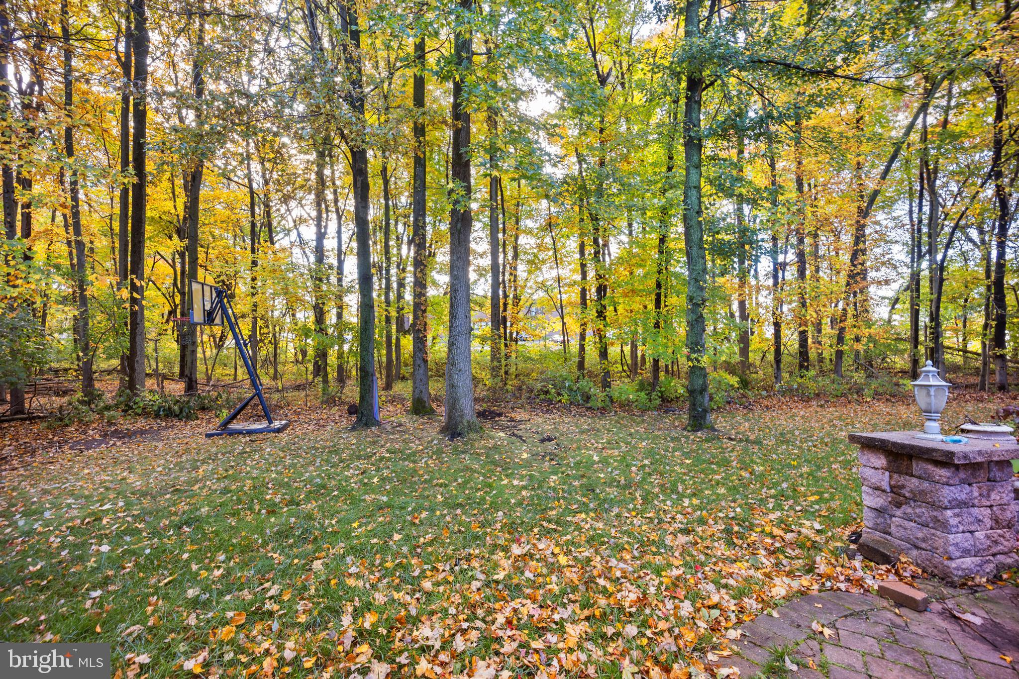 WELLINGTON ESTATES - Residential