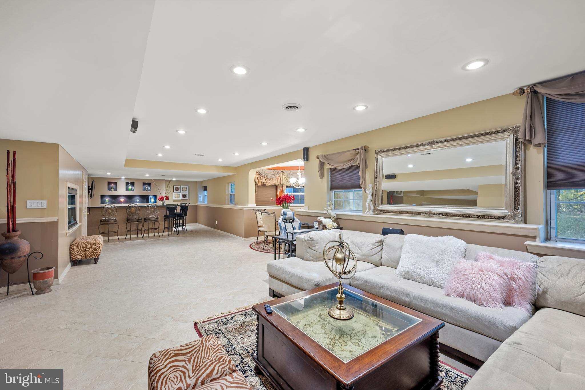 WELLINGTON ESTATES - Residential